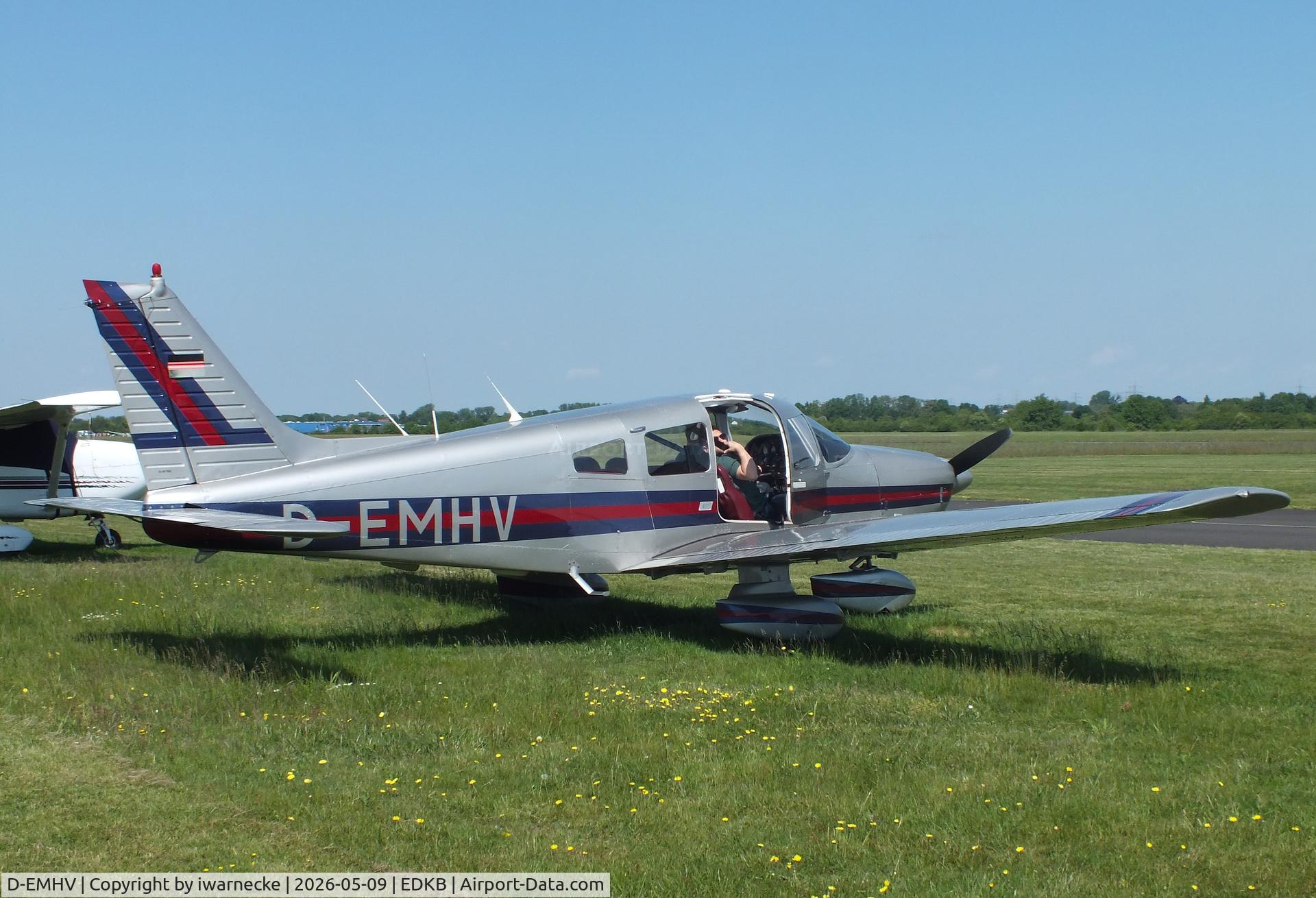 Aircraft D-EMHV, 1978 Piper PA-28-181 Archer II, c/n 28-7990253, Piper PA-28-181 Archer II at Bonn-Hangelar airfield '2605, at EDKB, photo by iwarnecke