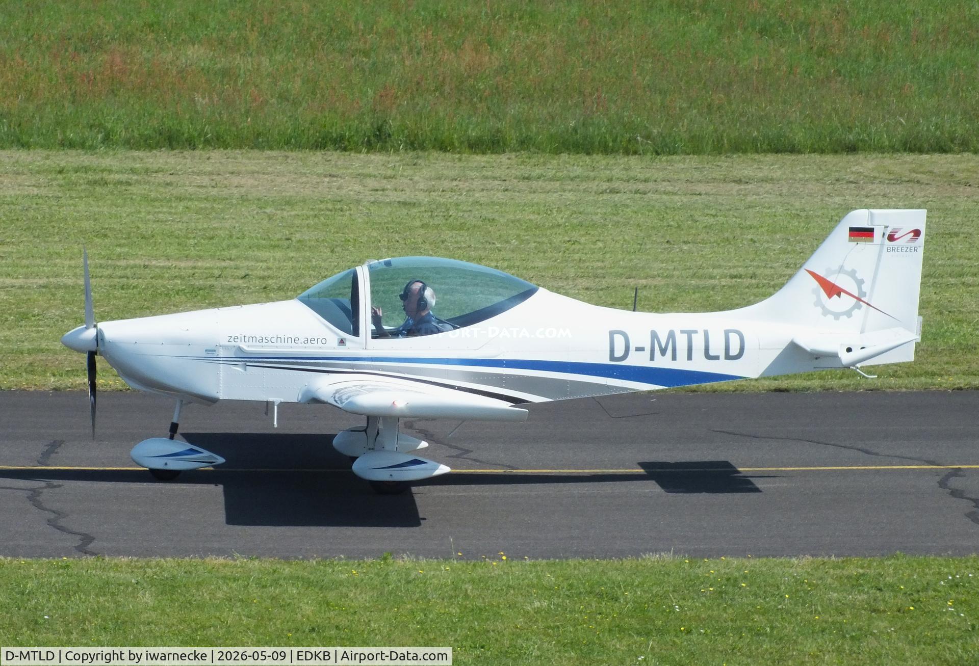 Aircraft D-MTLD, Aerostyle Breezer B400, c/n not found_D-MTLD, Aerostyle Breezer B400 at Bonn-Hangelar airfield '2605, at EDKB, photo by iwarnecke