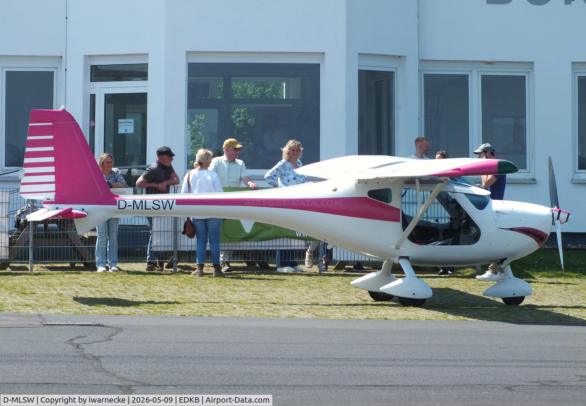 Aircraft D-MLSW, Remos G-3 Mirage, c/n not found_D-MLSW, Remos G-3 Mirage at Bonn-Hangelar airfield '2605, at EDKB, photo by iwarnecke