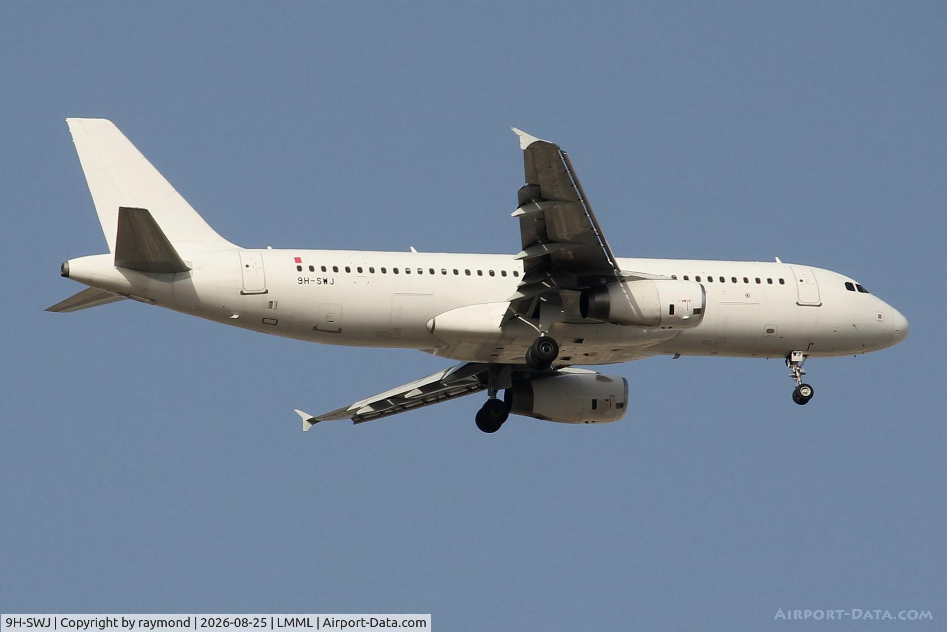 Aircraft 9H-SWJ, Airbus 320-232, c/n 3354, Avion Express Malta Airbus A320-232 reg 9H-SWJ approaching RW13 MLA., at LMML, photo by raymond