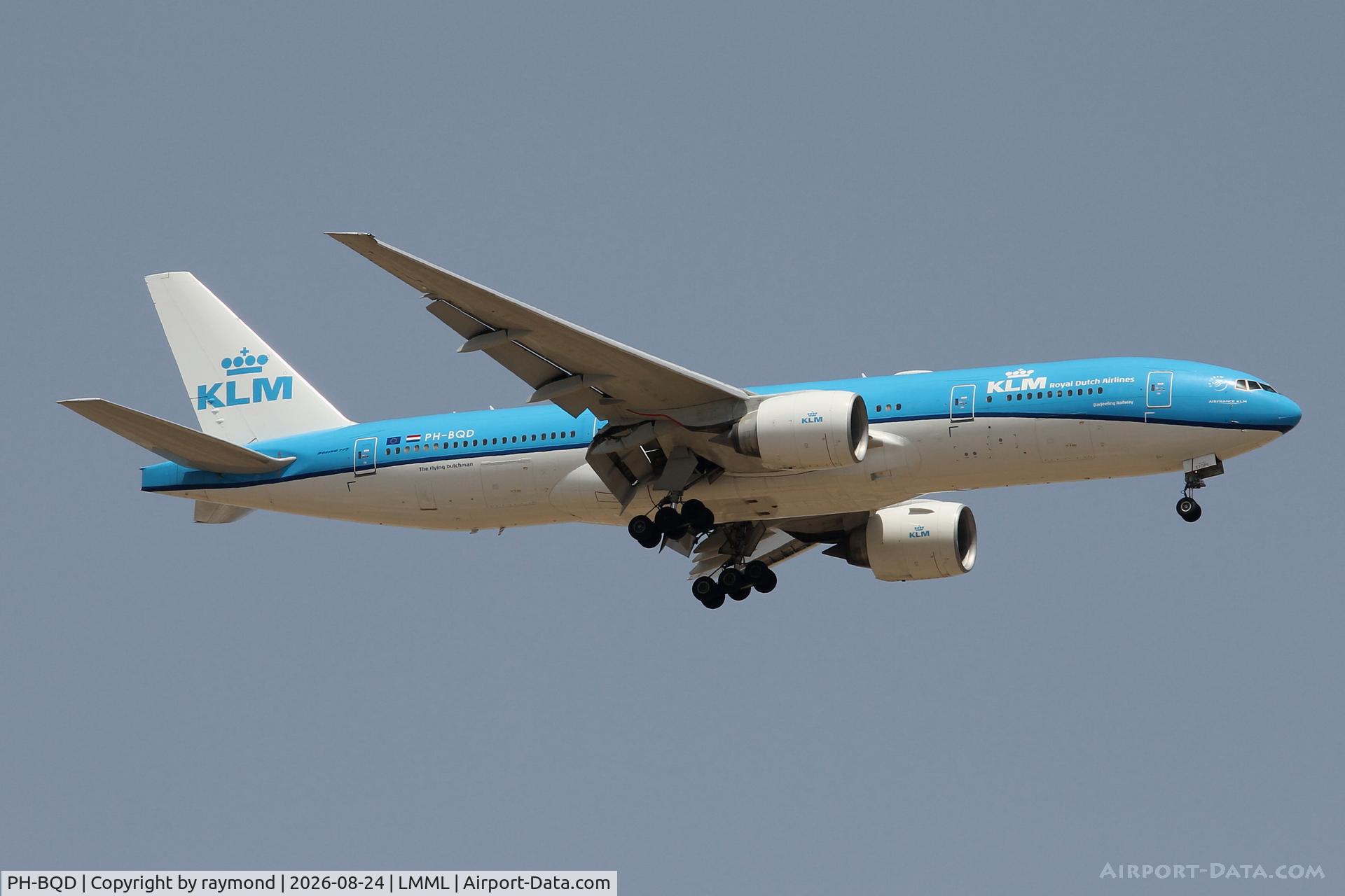 Aircraft PH-BQD, 2003 Boeing 777-206/ER, c/n 33713 l/n 465, Boeing 777-206/ER reg PH-BQD of KLM Royal Dutch Airlines on final approach for RW13 MLA., at LMML, photo by raymond