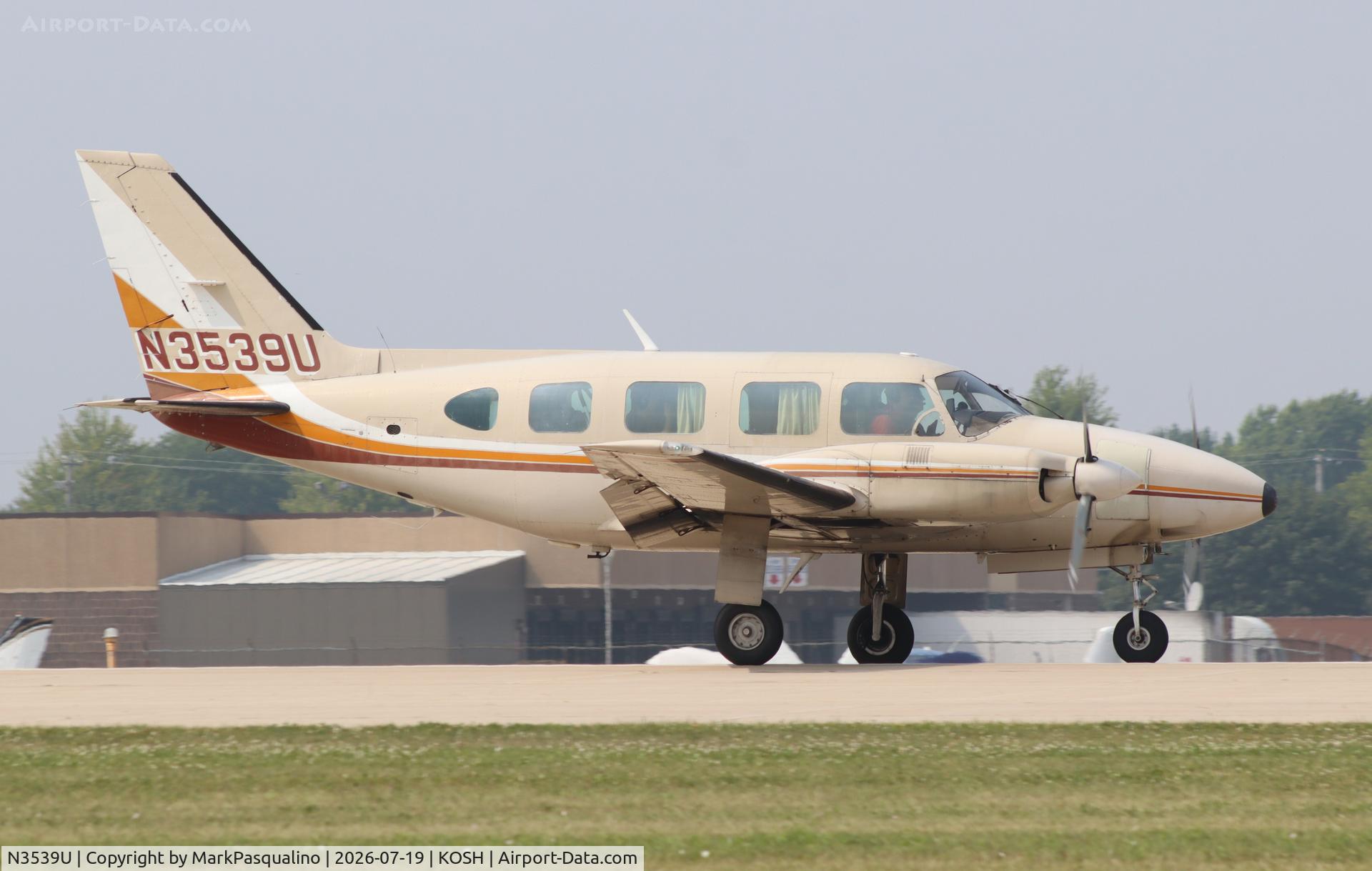 Aircraft N3539U, 1979 Piper PA-31-310 Navajo, c/n 31-7912120, Piper PA-31-310, at KOSH, photo by MarkPasqualino