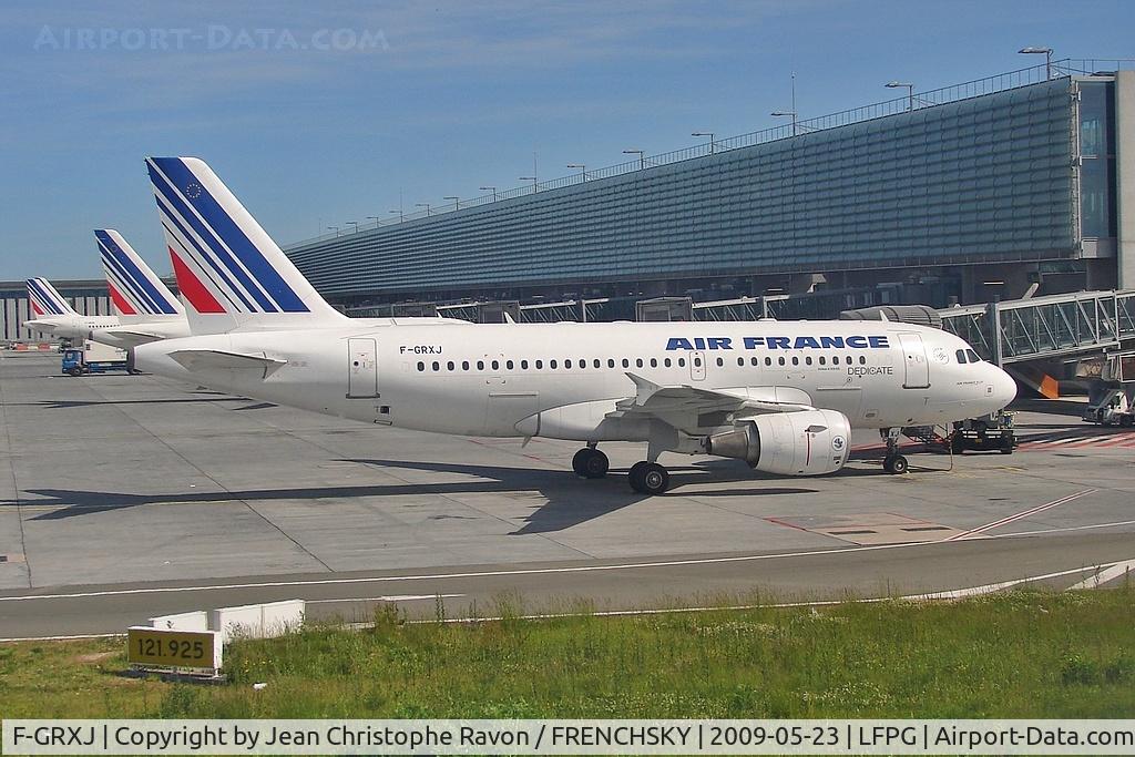 Aircraft F-GRXJ, 2005 Airbus A319-115LR, c/n 2456, now Aero Mongolia, at LFPG, photo by Jean Christophe Ravon / FRENCHSKY