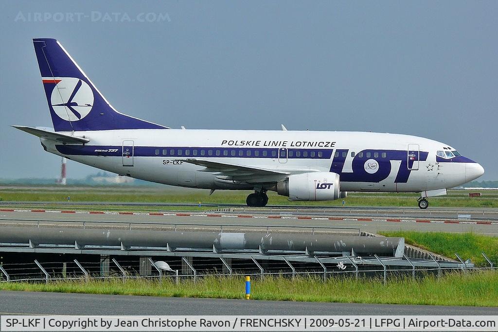 Aircraft SP-LKF, 1994 Boeing 737-55D, c/n 27368/2603, broken up, at LFPG, photo by Jean Christophe Ravon / FRENCHSKY