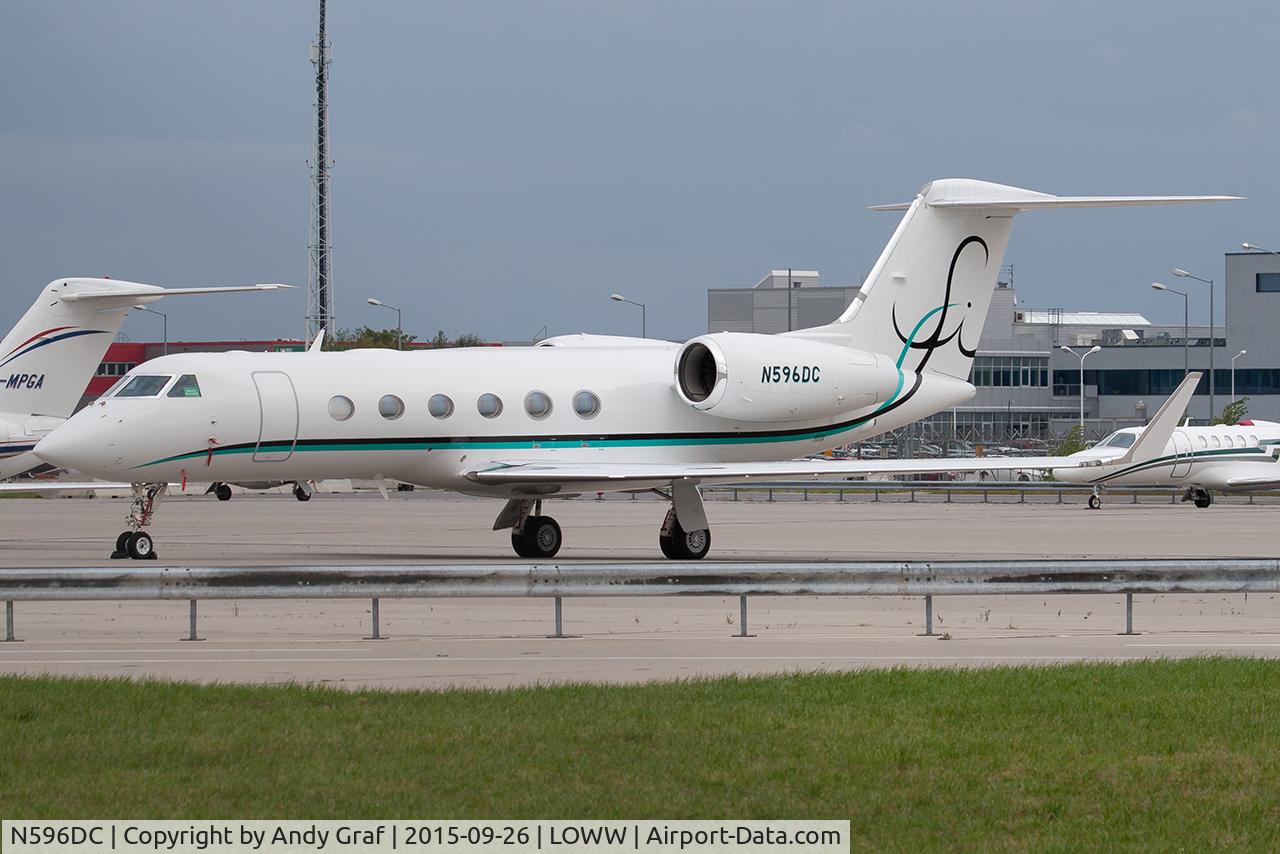 Aircraft N596DC, 2008 Gulfstream Aerospace GIV-X (G450), c/n 4129, Untitled Gulfstream G450, at LOWW, photo by Andy Graf
