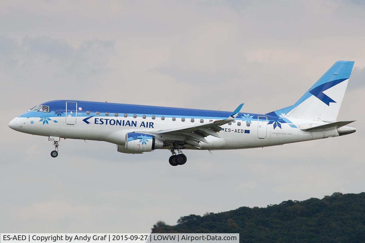 Aircraft ES-AED, 2005 Embraer 170LR (ERJ-170-100LR), c/n 17000112, Estonian Air EMB170, at LOWW, photo by Andy Graf
