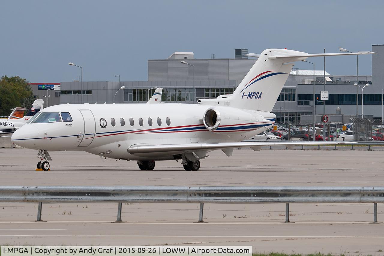 Aircraft I-MPGA, Beech Beechjet 400, c/n RC-70, Untitled Becch 400, at LOWW, photo by Andy Graf