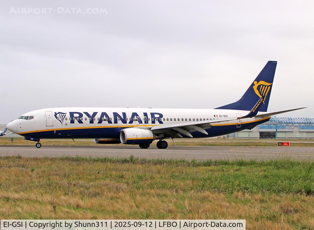 Aircraft EI-GSI, 2018 Boeing 737-800, c/n 44848, Taxiing to the Terminal, at LFBO, photo by Shunn311