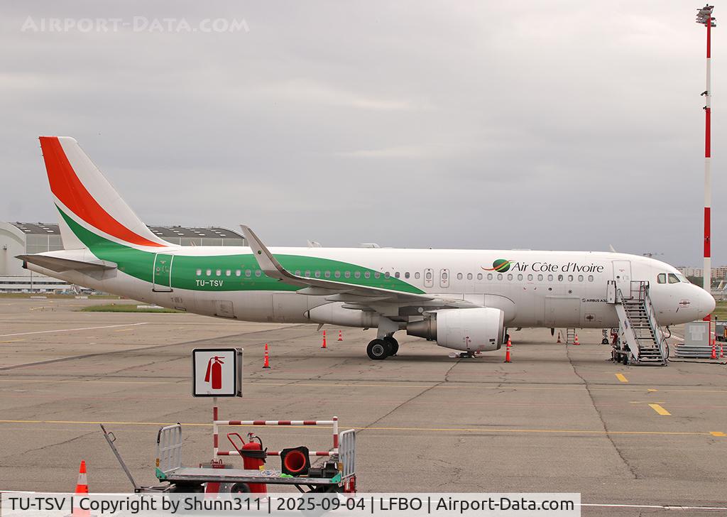 Aircraft TU-TSV, 2017 Airbus A320-214, c/n 07742, Parked at the old Terminal..., at LFBO, photo by Shunn311