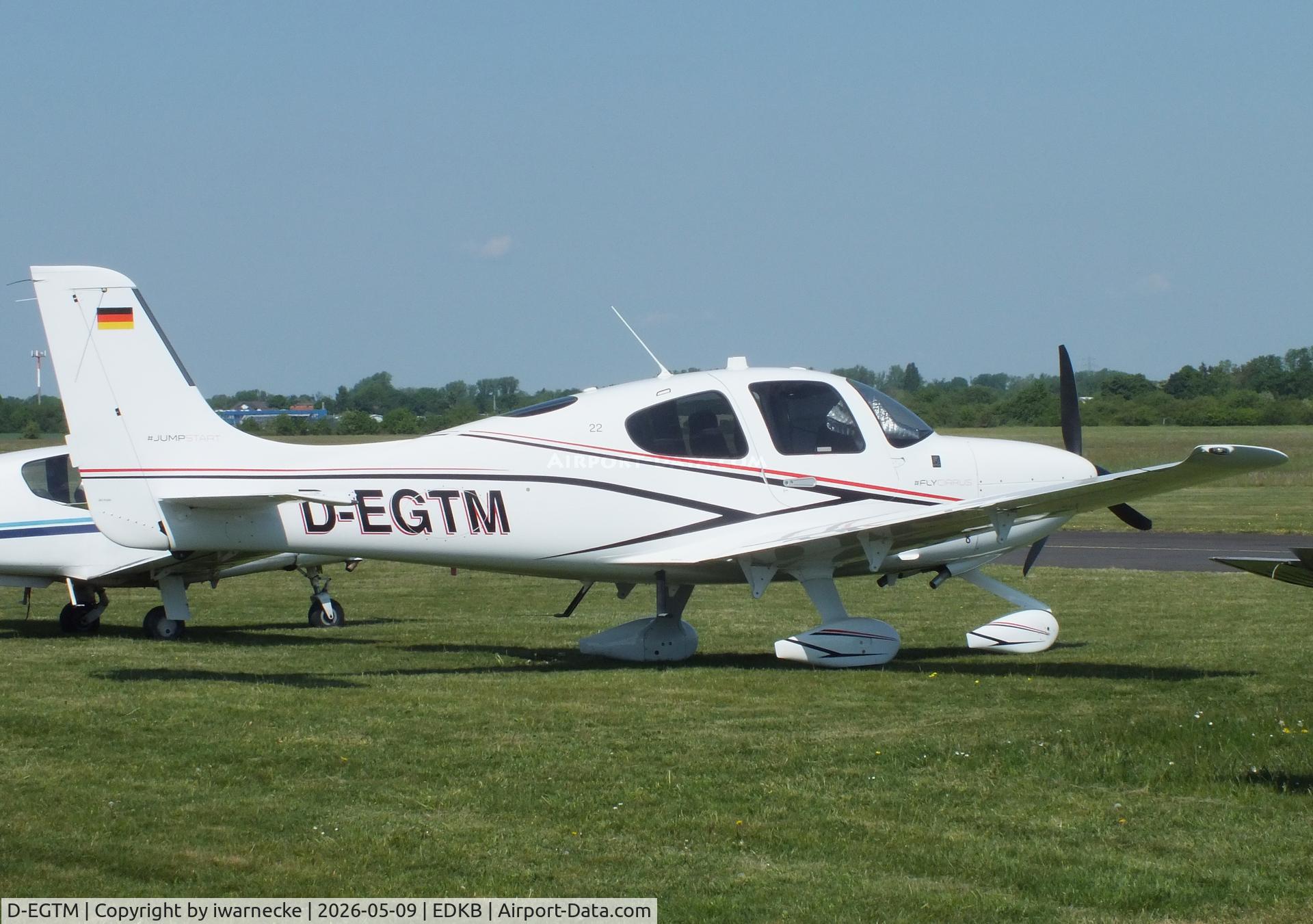 Aircraft D-EGTM, 2016 Cirrus Design Corp SR22, c/n 4363, Cirrus SR22 at Bonn-Hangelar airfield '2605, at EDKB, photo by iwarnecke