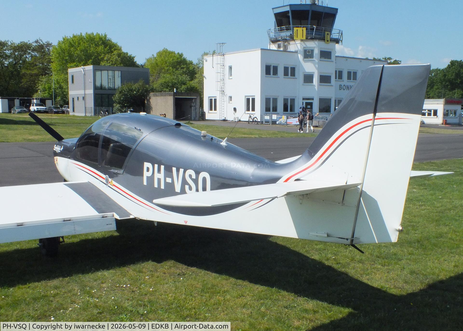 Aircraft PH-VSQ, 2005 Robin DR-400-140B Major, c/n 2581, Robin DR.400-140B Dauphin Major at Bonn-Hangelar airfield '2605, at EDKB, photo by iwarnecke