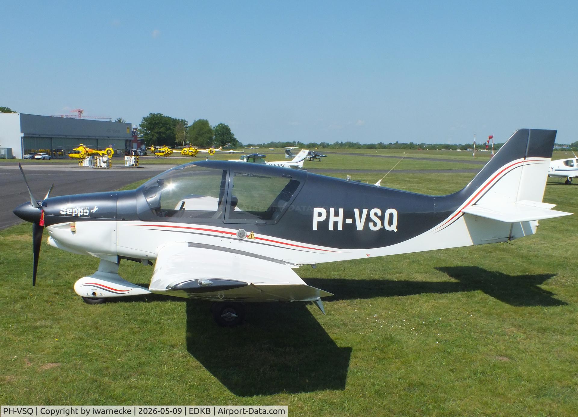 Aircraft PH-VSQ, 2005 Robin DR-400-140B Major, c/n 2581, Robin DR.400-140B Dauphin Major at Bonn-Hangelar airfield '2605, at EDKB, photo by iwarnecke