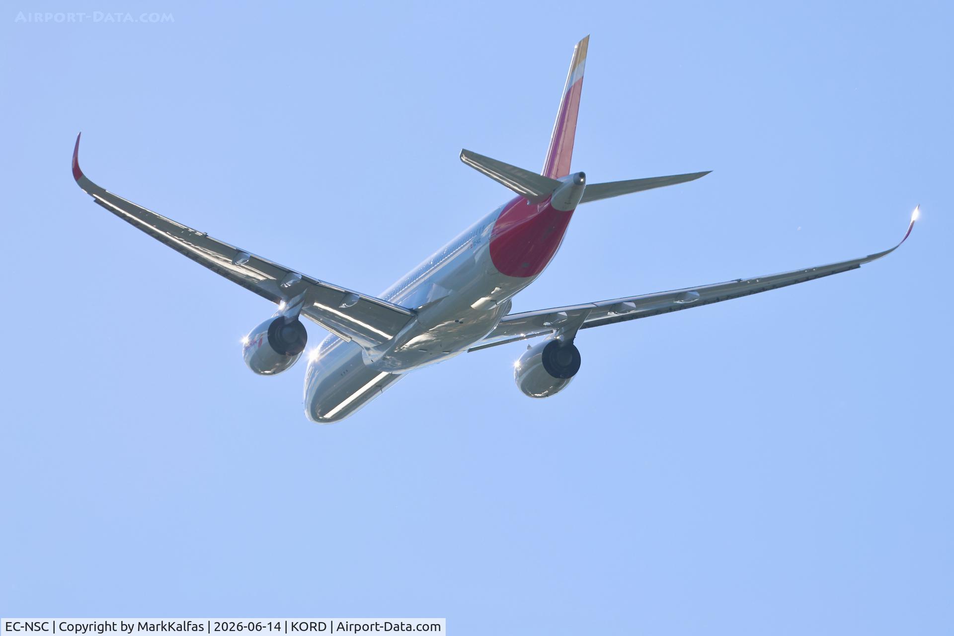 Aircraft EC-NSC, 2021 Airbus A350-941, c/n 483, A359 IBERIA Airbus A350-941 EC-NSC departing 28R KORD, at KORD, photo by MarkKalfas