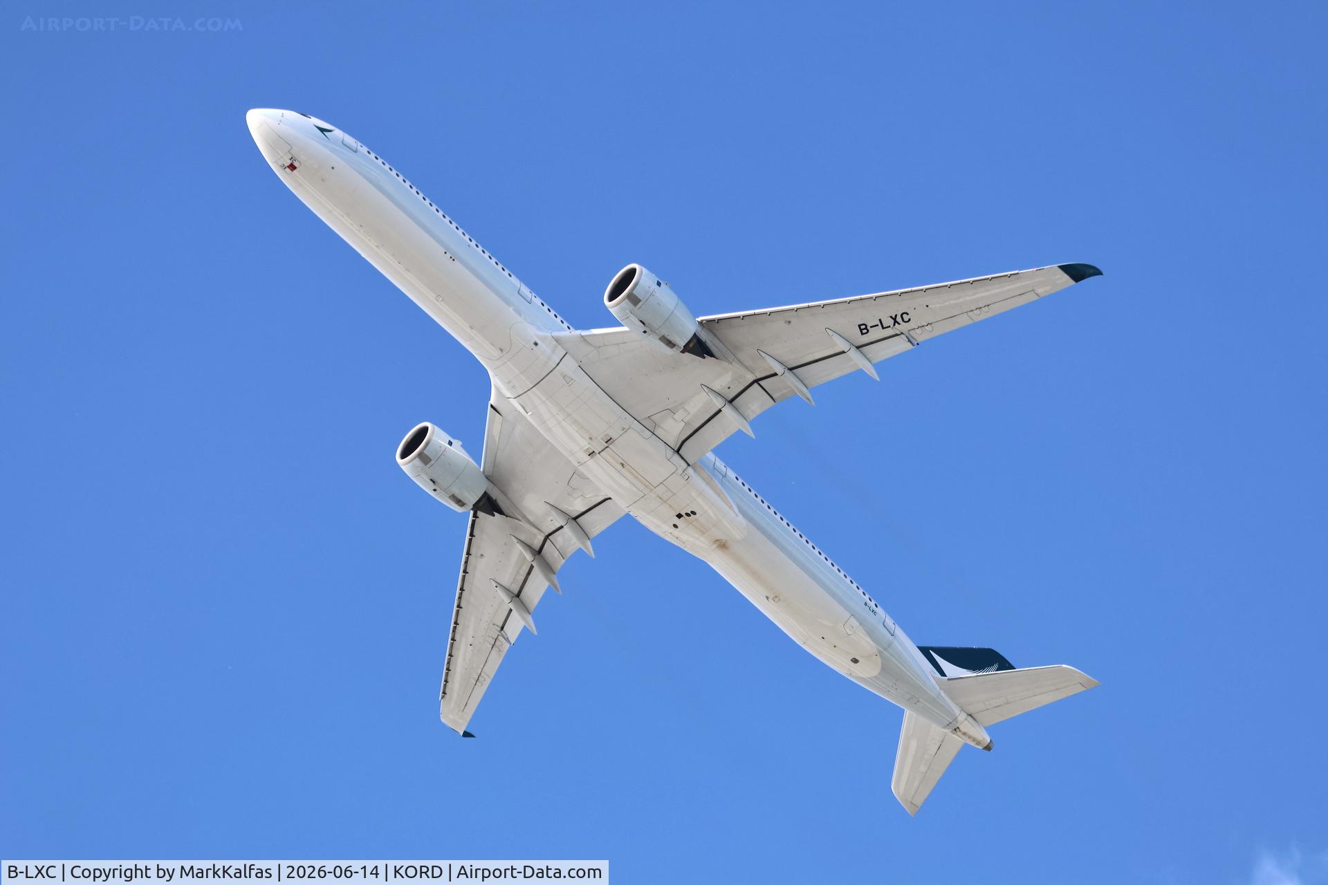 Aircraft B-LXC, 2018 Airbus A350-1041, c/n 188, A35K Cathay Pacific Airbus A350-1041 B-LXC departing 28R KORD, at KORD, photo by MarkKalfas