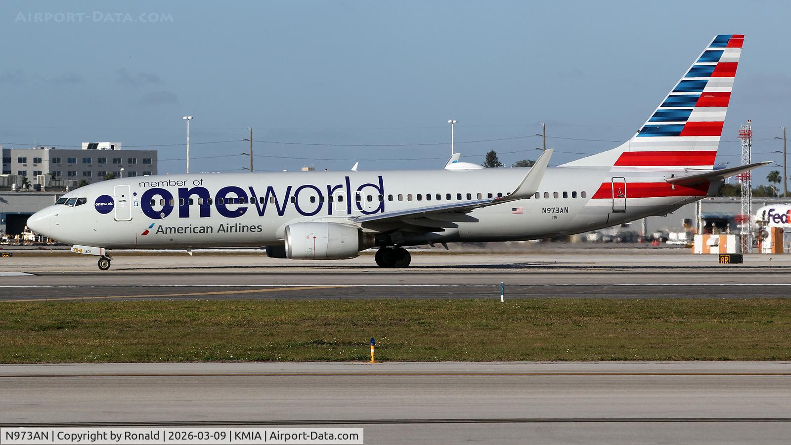 Aircraft N973AN, 2001 Boeing 737-823, c/n 29548, at mia, at KMIA, photo by Ronald