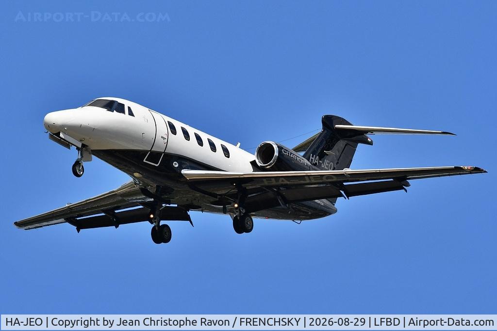 Aircraft HA-JEO, 1987 Cessna 650 Citation III, c/n 650-0142, London (BQH) Bordeaux (BOD) JSF617, at LFBD, photo by Jean Christophe Ravon / FRENCHSKY