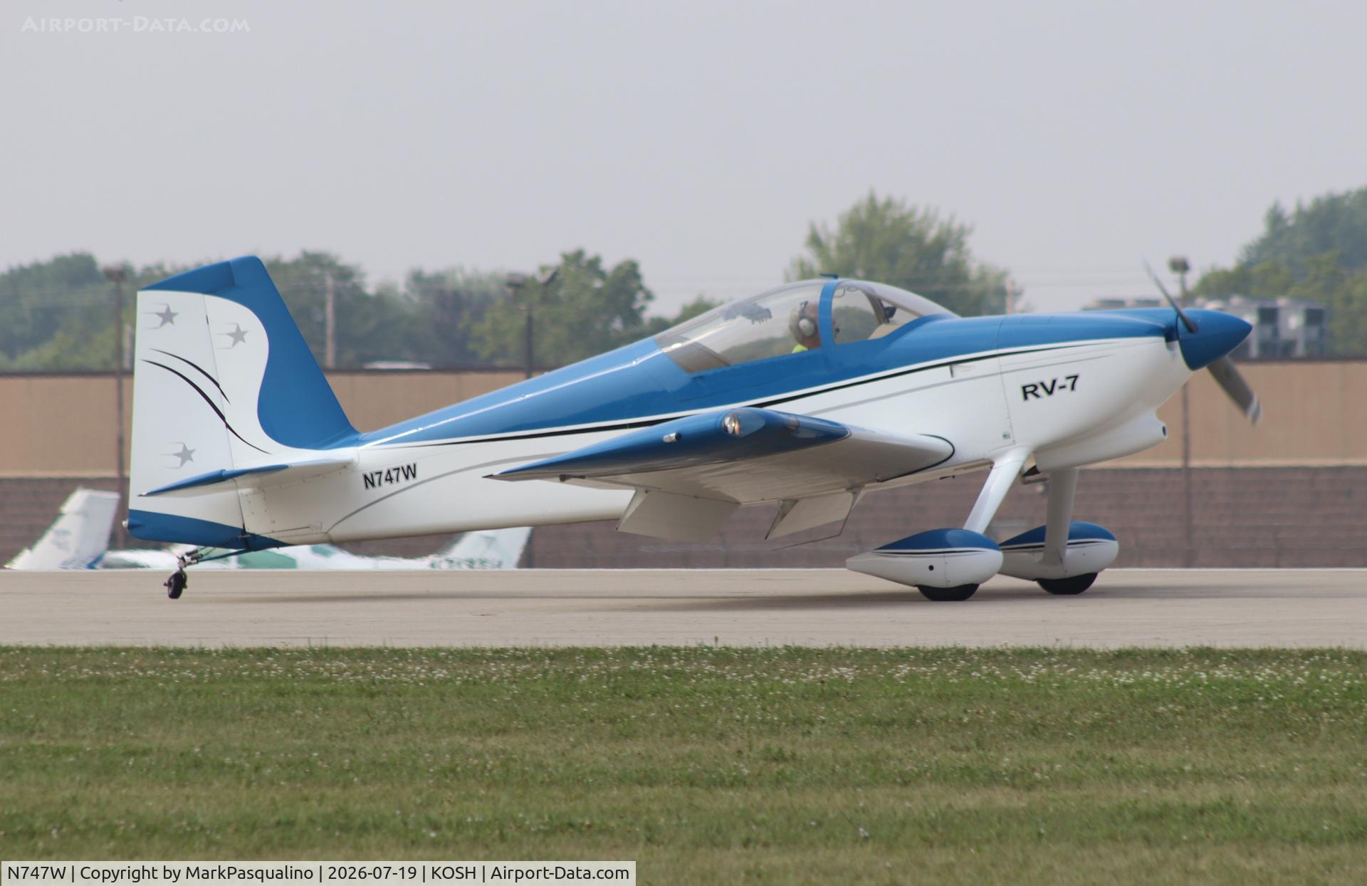 Aircraft N747W, 2014 Vans RV-7, c/n 73117, Vans RV-7, at KOSH, photo by MarkPasqualino