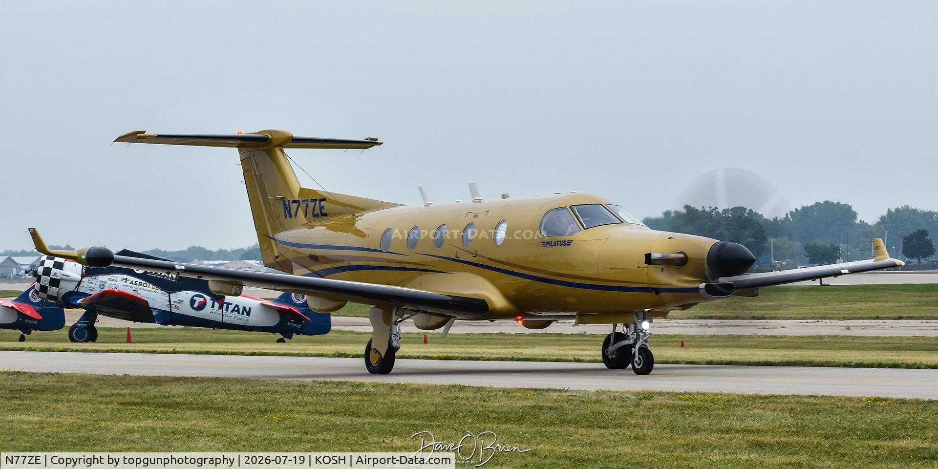 Aircraft N77ZE, 2000 Pilatus PC-12/45, c/n 340, Oshkosh 26, at KOSH, photo by topgunphotography