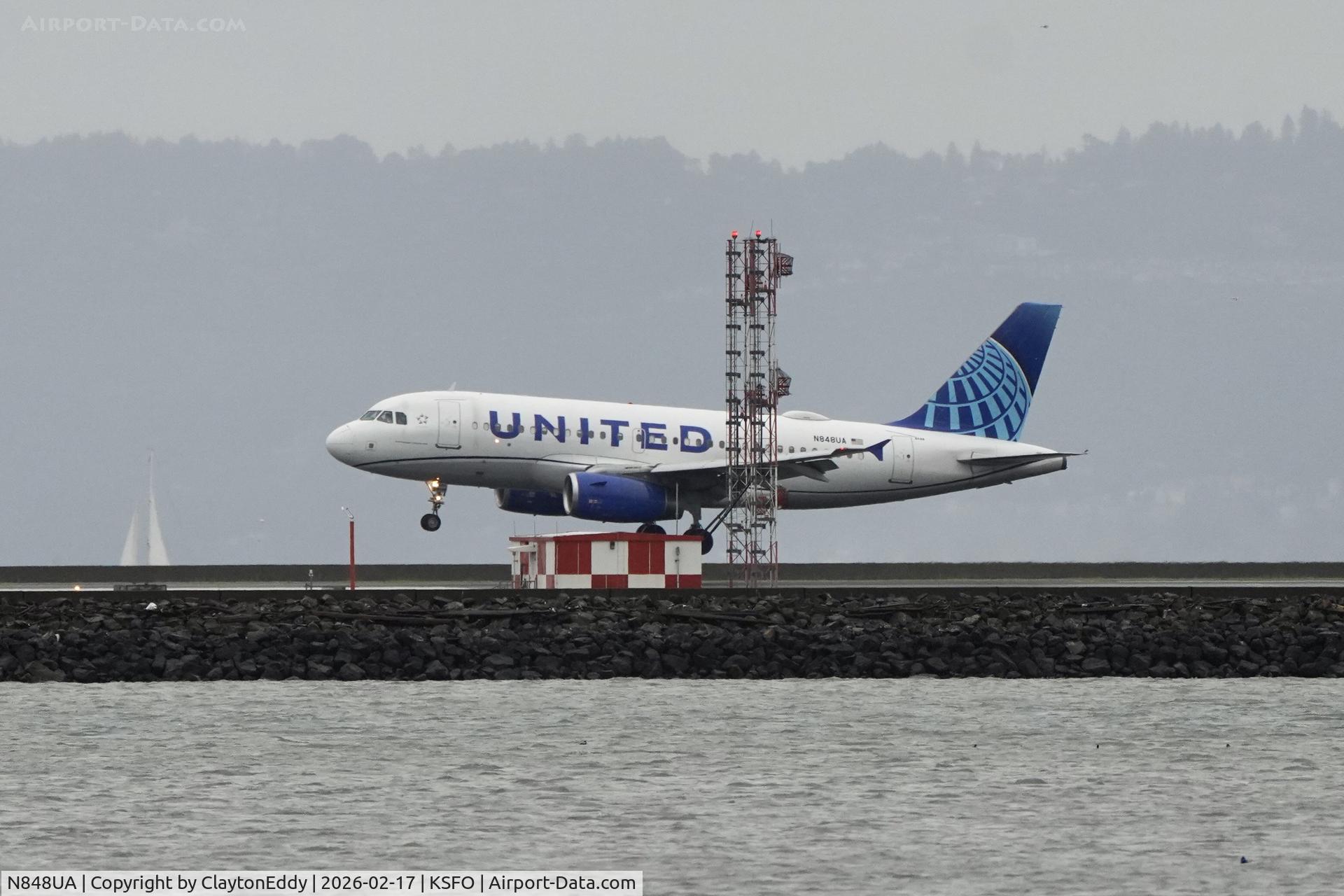 Aircraft N848UA, 2002 Airbus A319-131, c/n 1647, SFO 2026, at KSFO, photo by ClaytonEddy