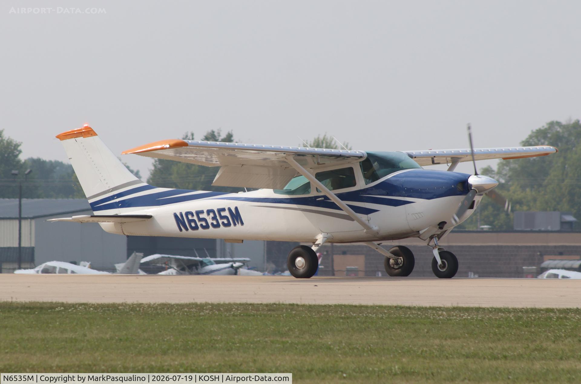 Aircraft N6535M, 1975 Cessna 182P Skylane, c/n 18263744, Cessna 182P, at KOSH, photo by MarkPasqualino
