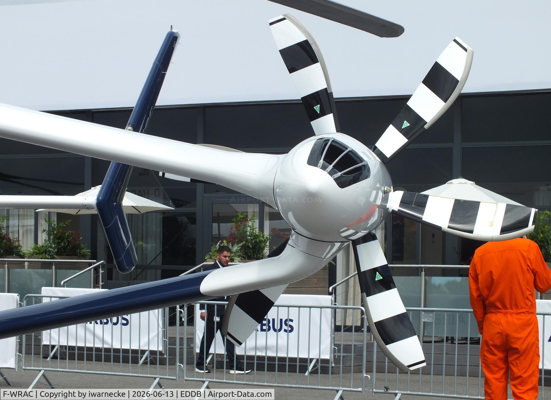 Aircraft F-WRAC, 2022 Airbus Helicopters H160 Racer, c/n 01, Airbus Helicopters H160 Racer at ILA 2026, Berlin, at EDDB, photo by iwarnecke