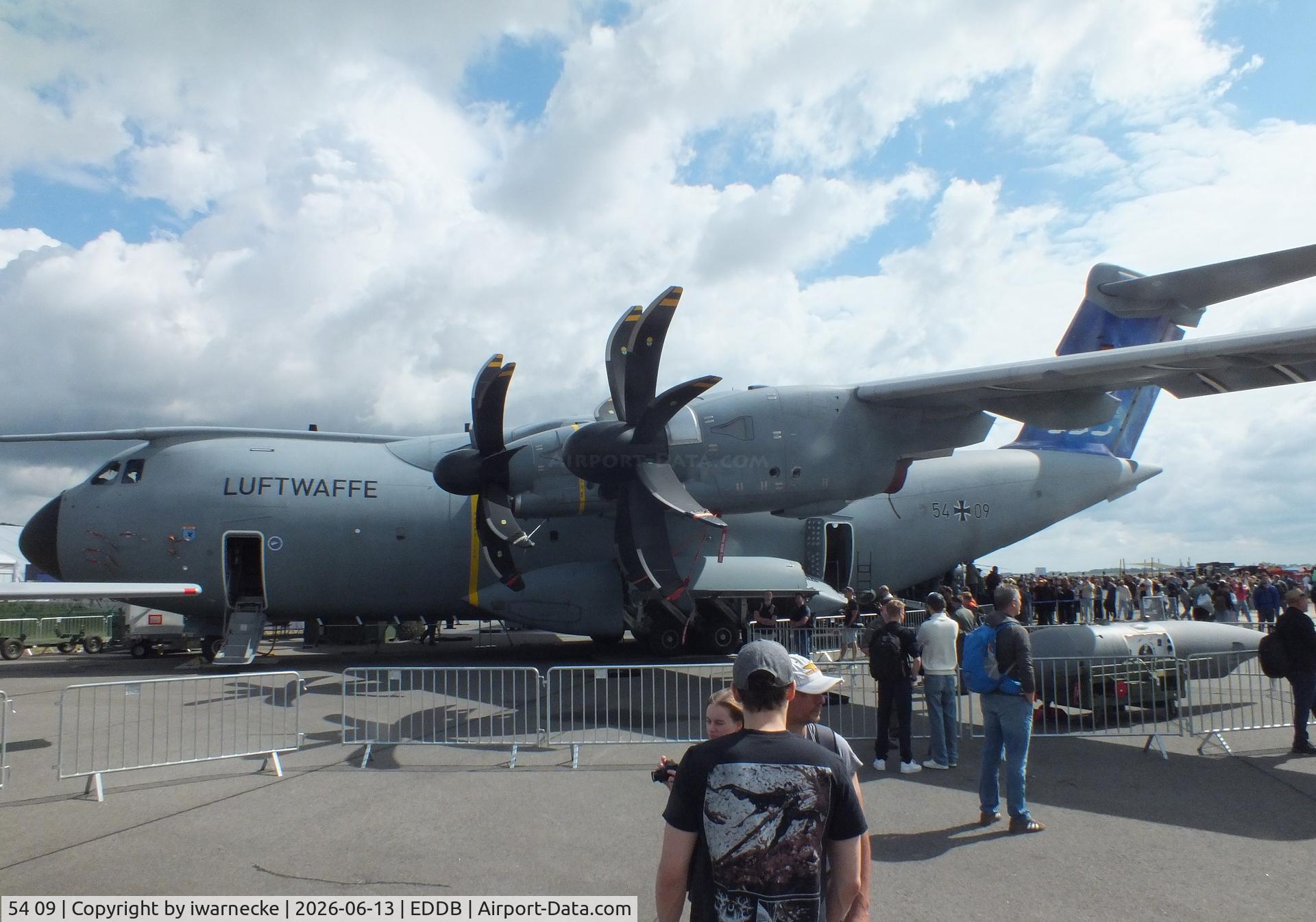 Aircraft 54 09, 2016 Airbus A400M Atlas, c/n 048, Airbus A400M Atlas of the Luftwaffe (German Air Force) in '70 Jahre Luftwaffe / 70 years of Luftwaffe' special colours at ILA 2026, Berlin, at EDDB, photo by iwarnecke
