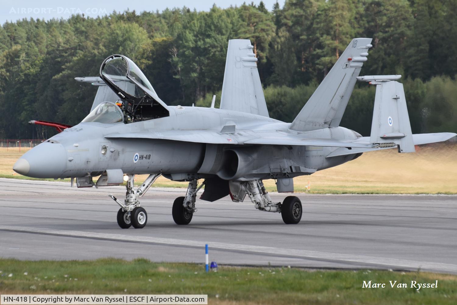 Aircraft HN-418, McDonnell Douglas F-18C Hornet, c/n 1402 l/n FNC018, At Malmen Air Base on 22-08-2026., at ESCF, photo by Marc Van Ryssel