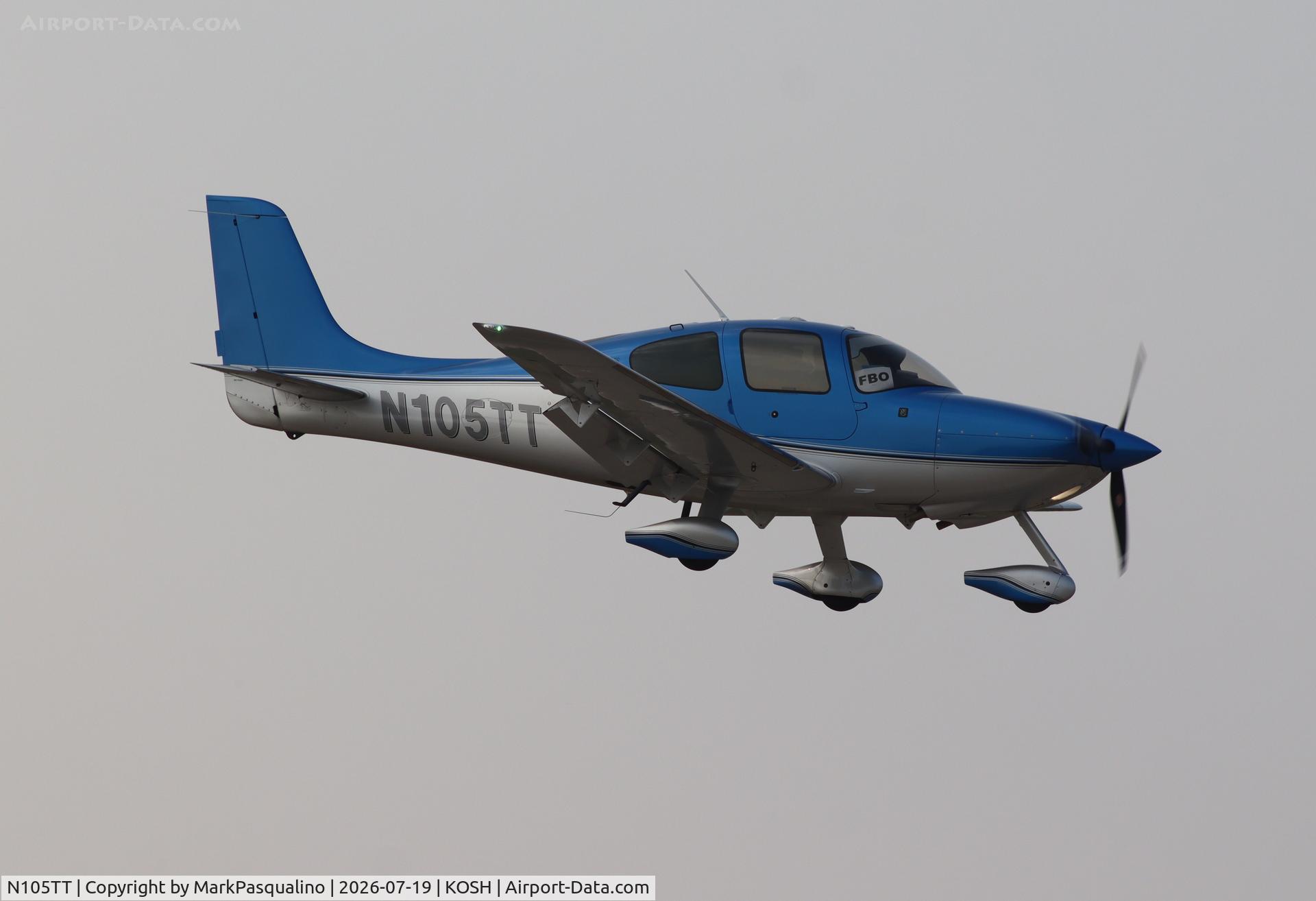 Aircraft N105TT, 2006 Cirrus SR22 GTS, c/n 1867, Cirrus SR22 GTS, at KOSH, photo by MarkPasqualino