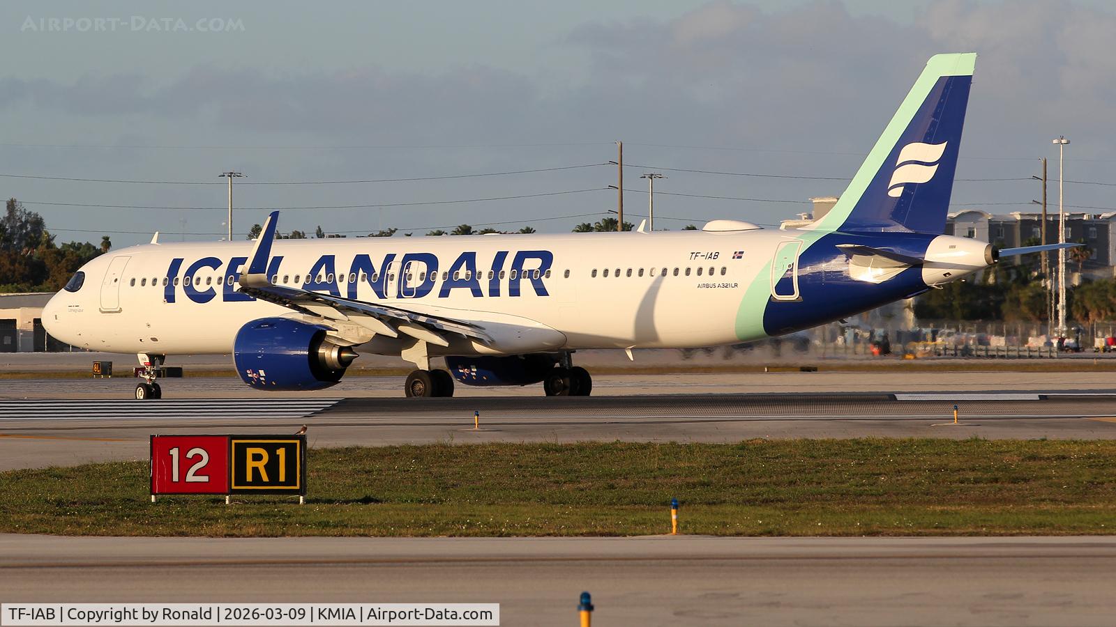 Aircraft TF-IAB, 2025 Airbus A321-271NX/LR, c/n 12359, at mia, at KMIA, photo by Ronald