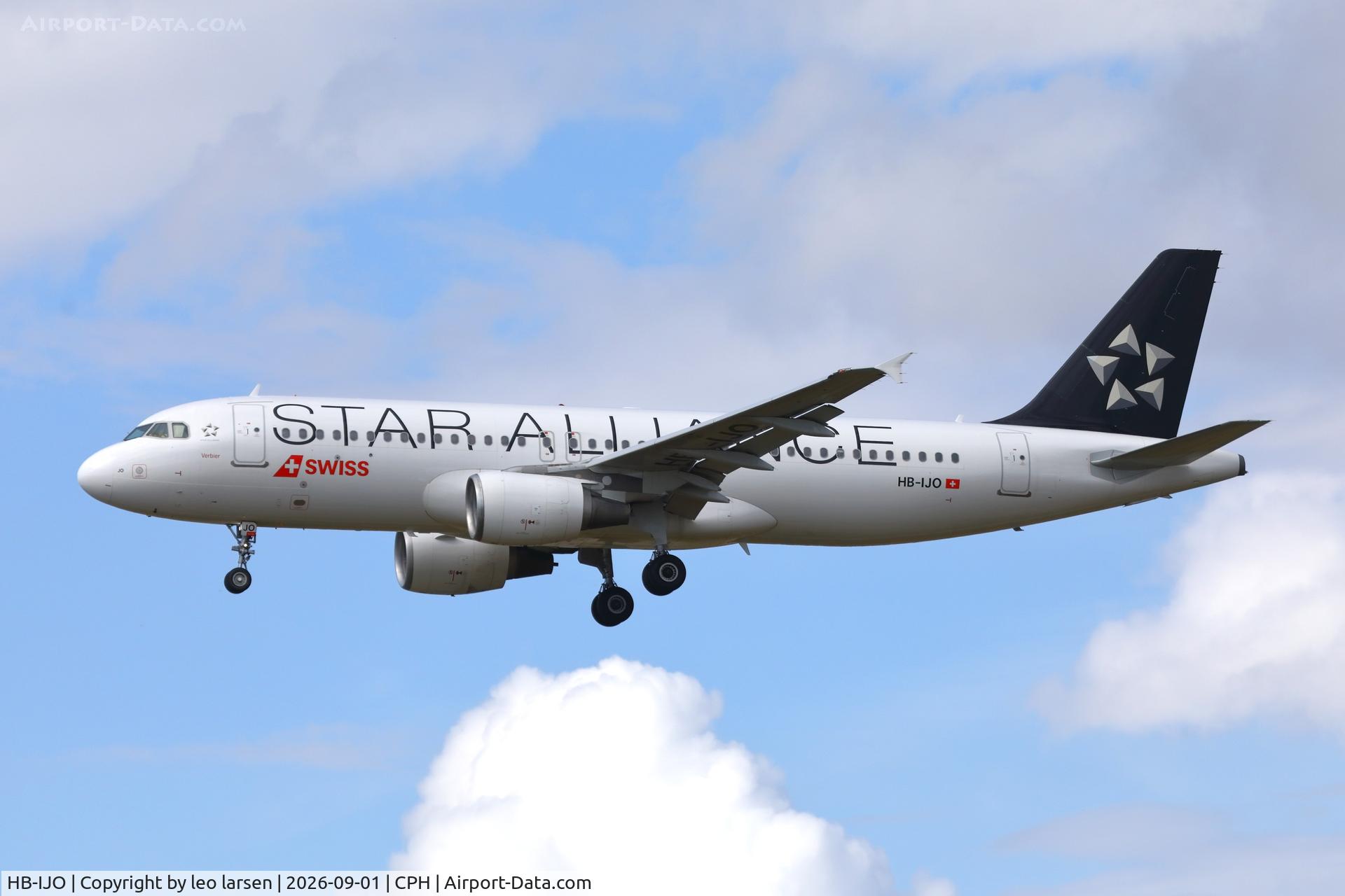 Aircraft HB-IJO, 1997 Airbus A320-214, c/n 673, Copenhagen 1.9.2026, at CPH, photo by leo larsen
