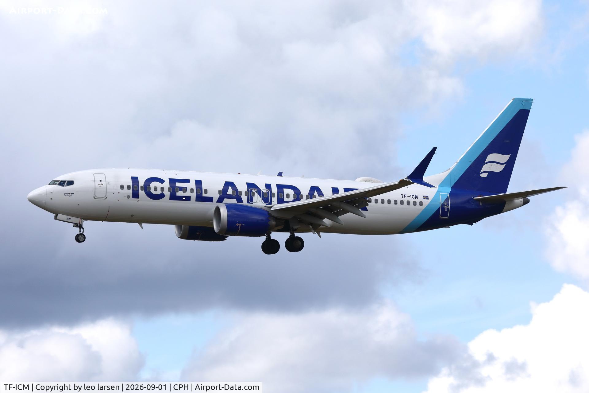 Aircraft TF-ICM, 2019 Boeing 737-8 MAX, c/n 60010, Copenhagen 1.9.2026, at CPH, photo by leo larsen