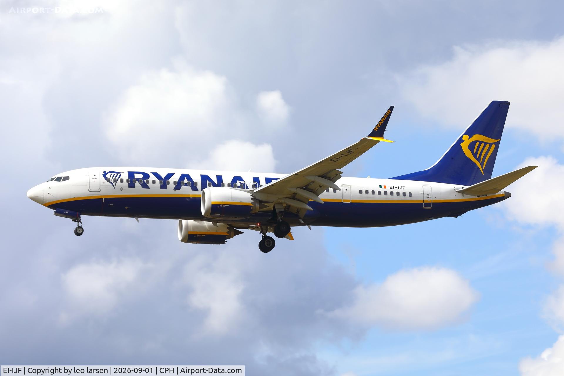 Aircraft EI-IJF, 2024 Boeing 737-8200 MAX, c/n 62370 l/n 8875, Copenhagen 1.9.2026, at CPH, photo by leo larsen