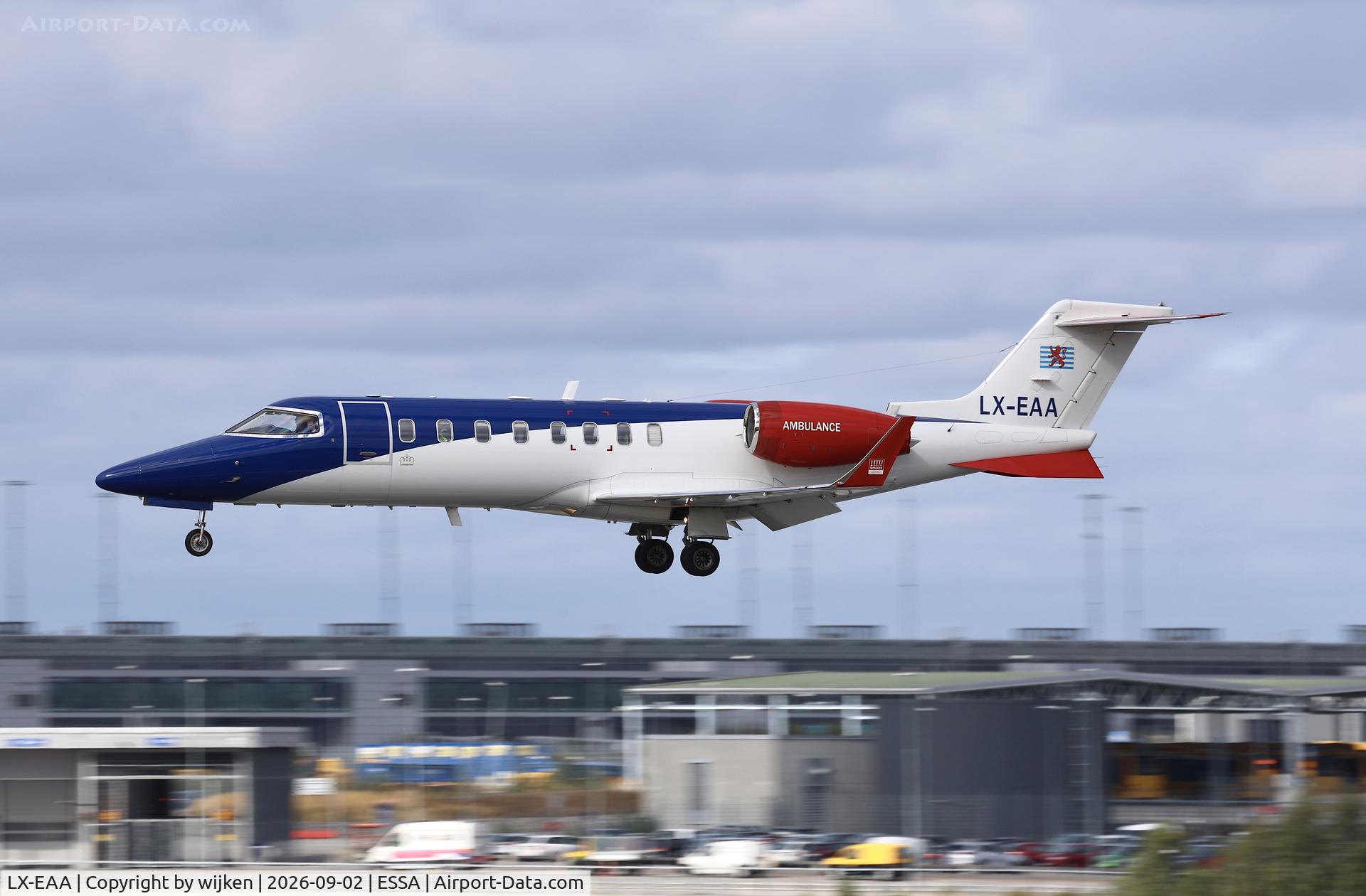 Aircraft LX-EAA, 2006 Learjet 45, c/n 321, Rwy 19L, at ESSA, photo by wijken