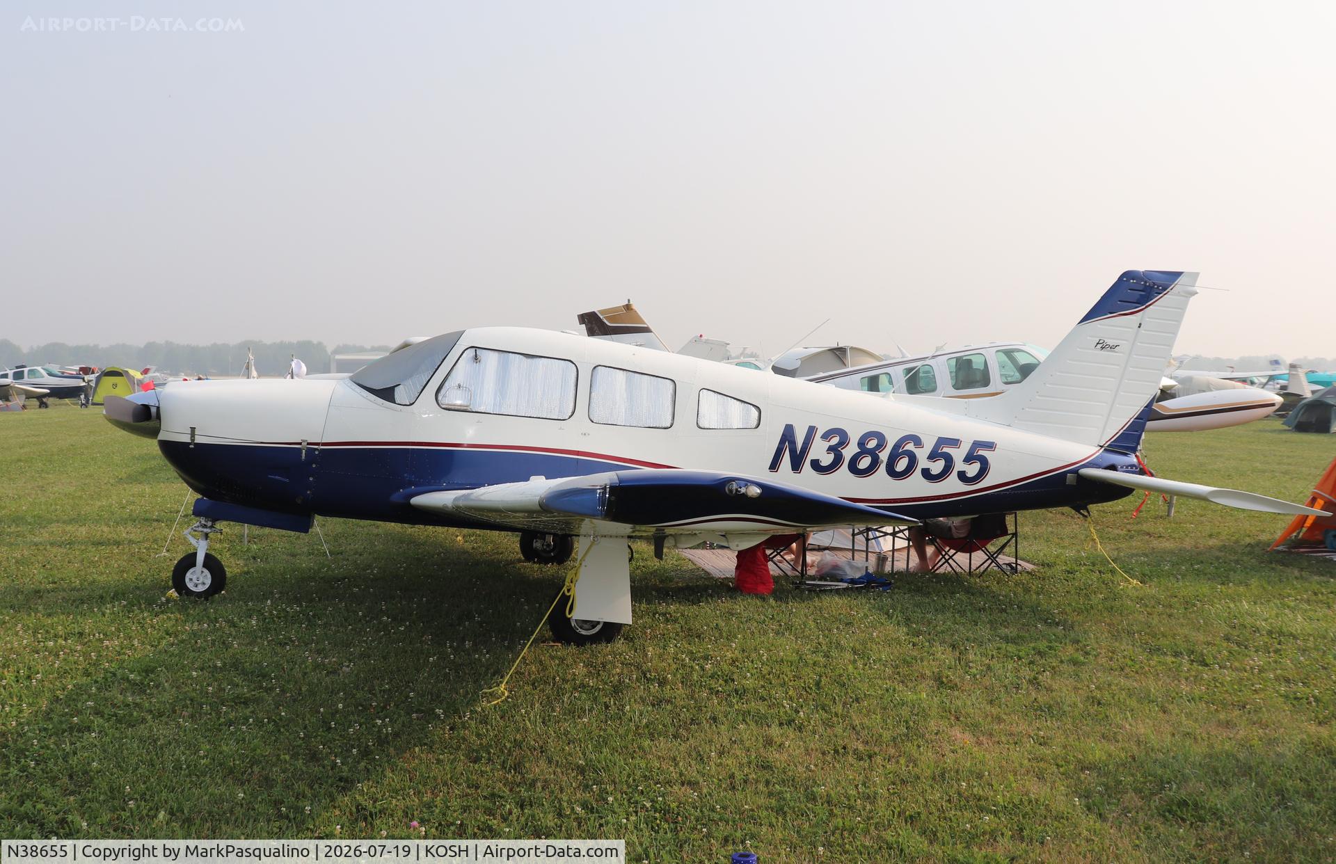 Aircraft N38655, 1977 Piper PA-28R-201 Cherokee Arrow III, c/n 28R-7737105, Piper PA-28R-201, at KOSH, photo by MarkPasqualino