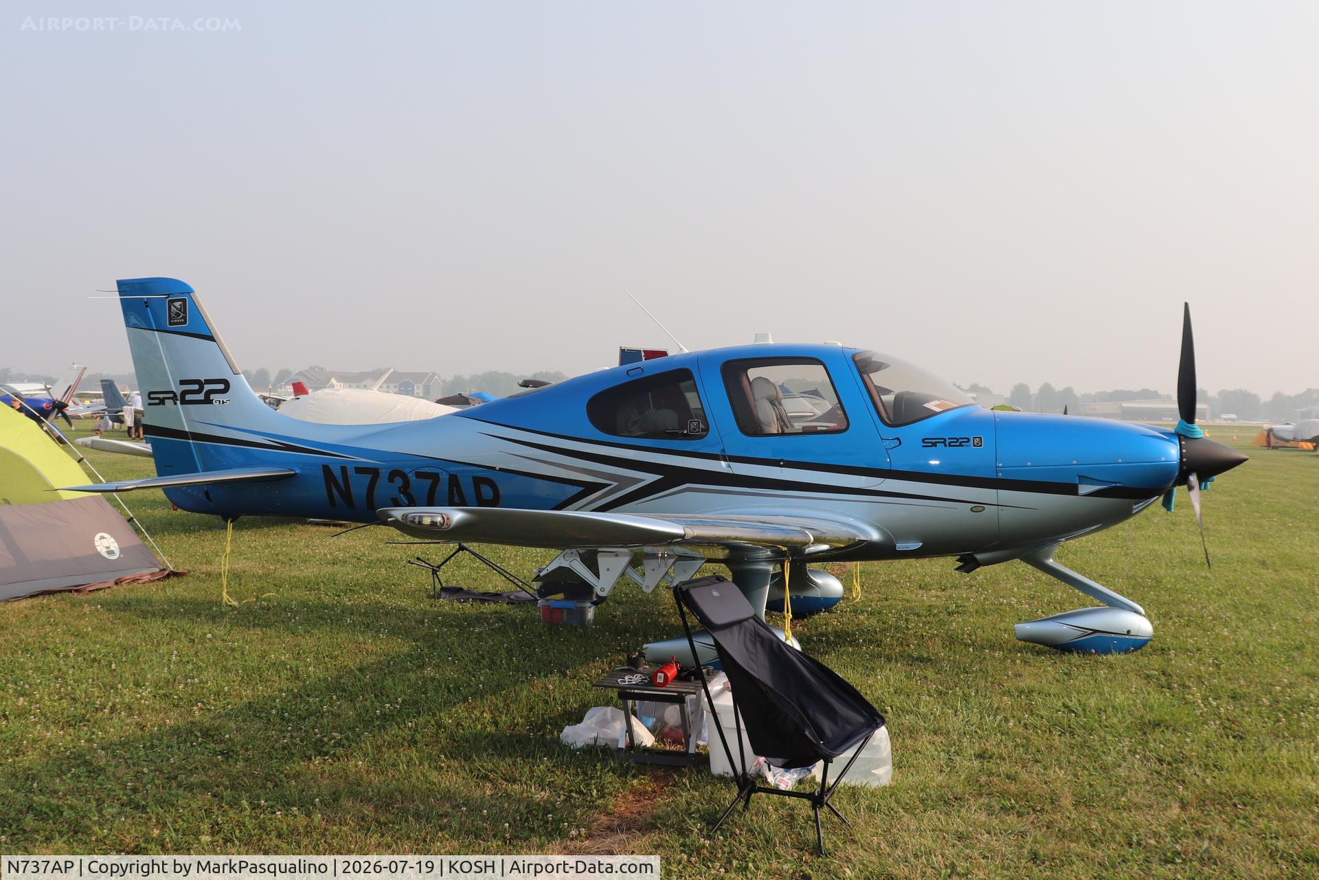 Aircraft N737AP, Cirrus SR22T, c/n 0139, Cirrus SR22T, at KOSH, photo by MarkPasqualino