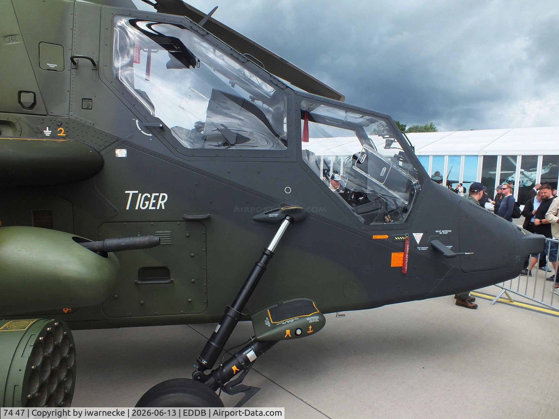 Aircraft 74 47, Eurocopter EC-665 Tiger UHT, c/n 1047/UHT47, Eurocopter EC665 Tiger UHT of the Heeresflieger (German army aviation) at ILA 2026, Berlin, at EDDB, photo by iwarnecke