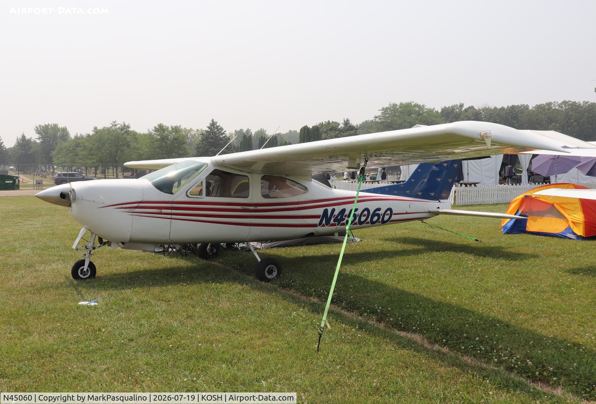 Aircraft N45060, 1976 Cessna 177RG Cardinal, c/n 177RG1091, Cessna 177RG, at KOSH, photo by MarkPasqualino
