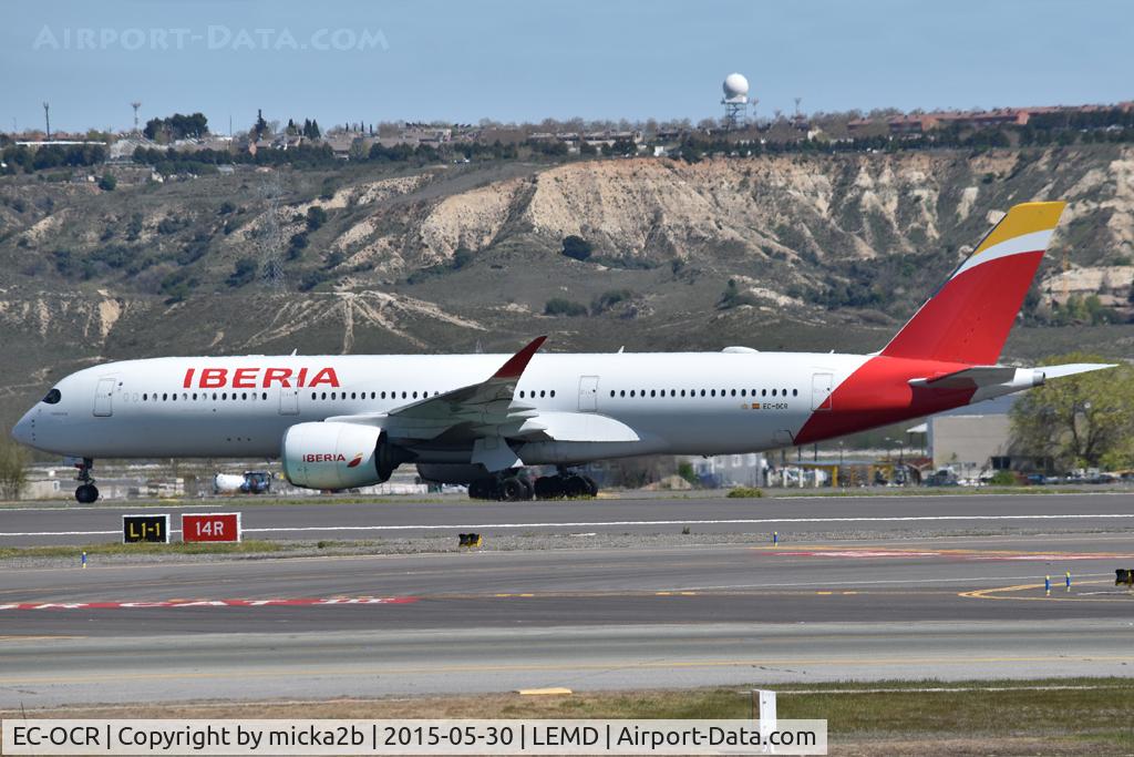 Aircraft EC-OCR, 2023 Airbus A350-941, c/n 0634, Taxiing, at LEMD, photo by micka2b