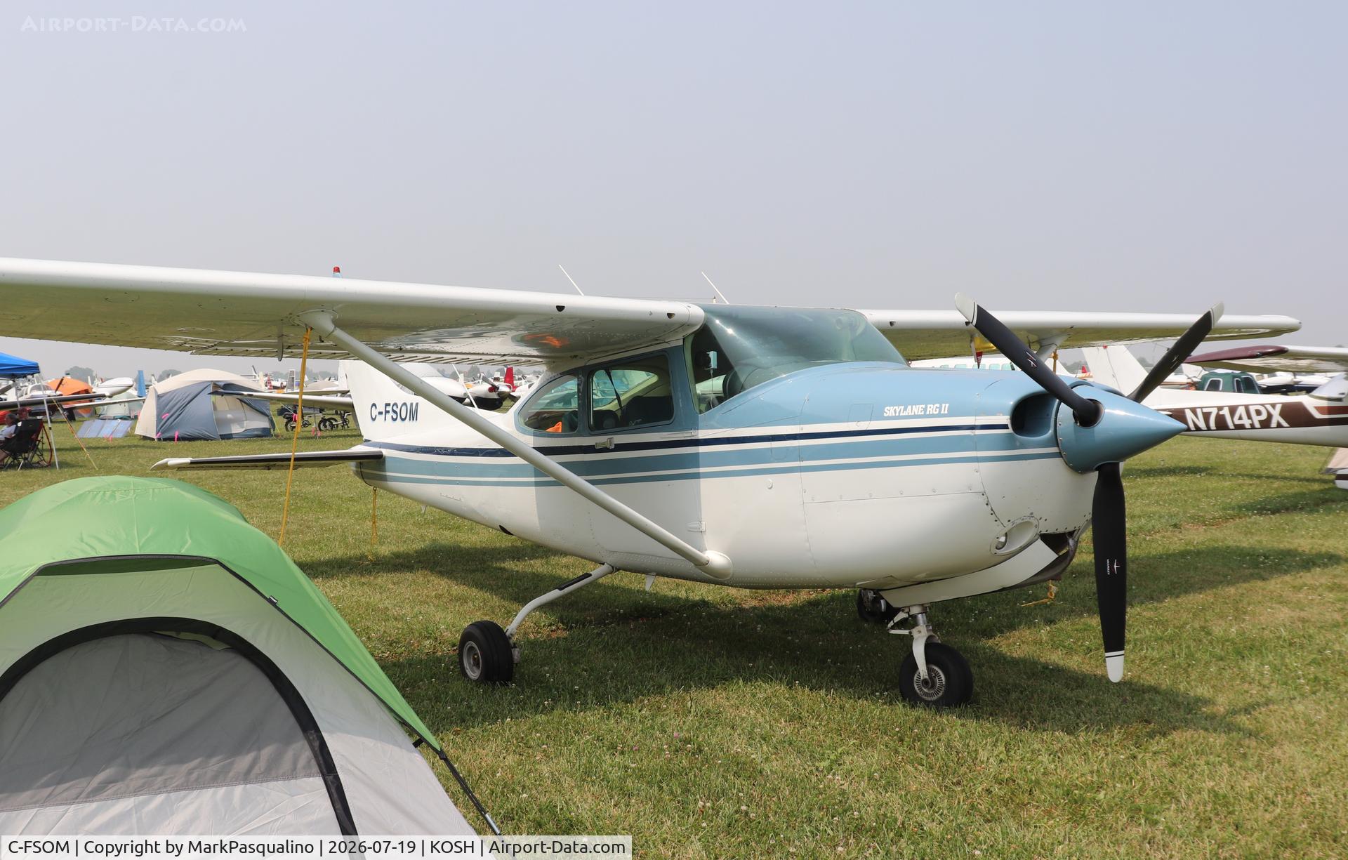 Aircraft C-FSOM, Cessna TR182 Turbo Skylane RG, c/n R18201745, Cessna TR182, at KOSH, photo by MarkPasqualino
