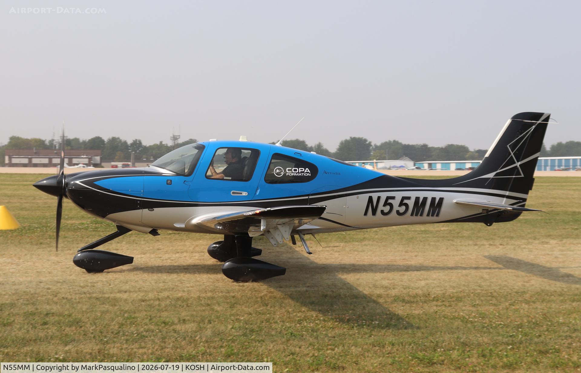 Aircraft N55MM, 2022 Cirrus SR22T, c/n 8740, Cirrus SR22T, at KOSH, photo by MarkPasqualino