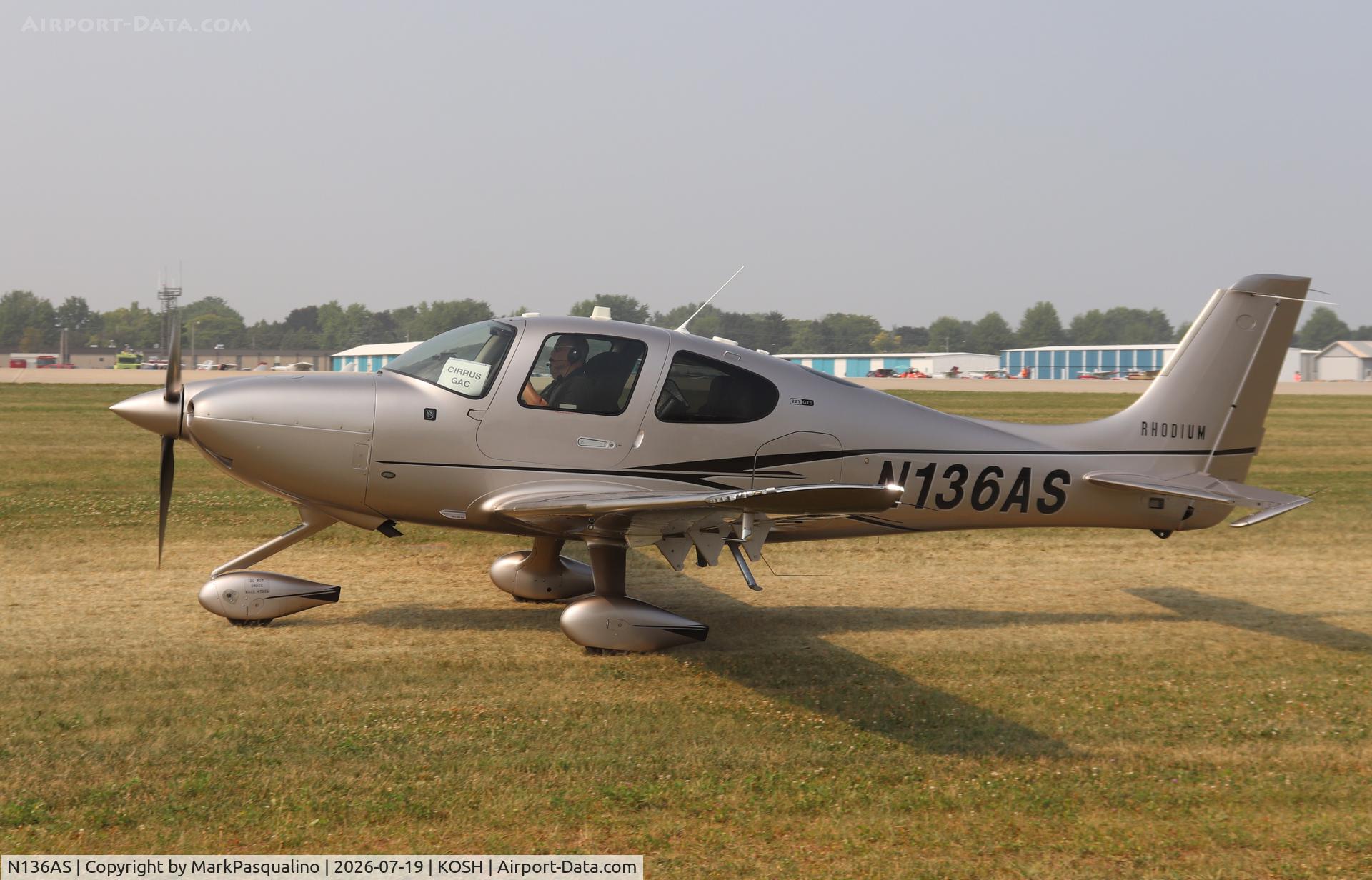 Aircraft N136AS, 2020 Cirrus SR22T, c/n 2237, Cirrus SR22T, at KOSH, photo by MarkPasqualino