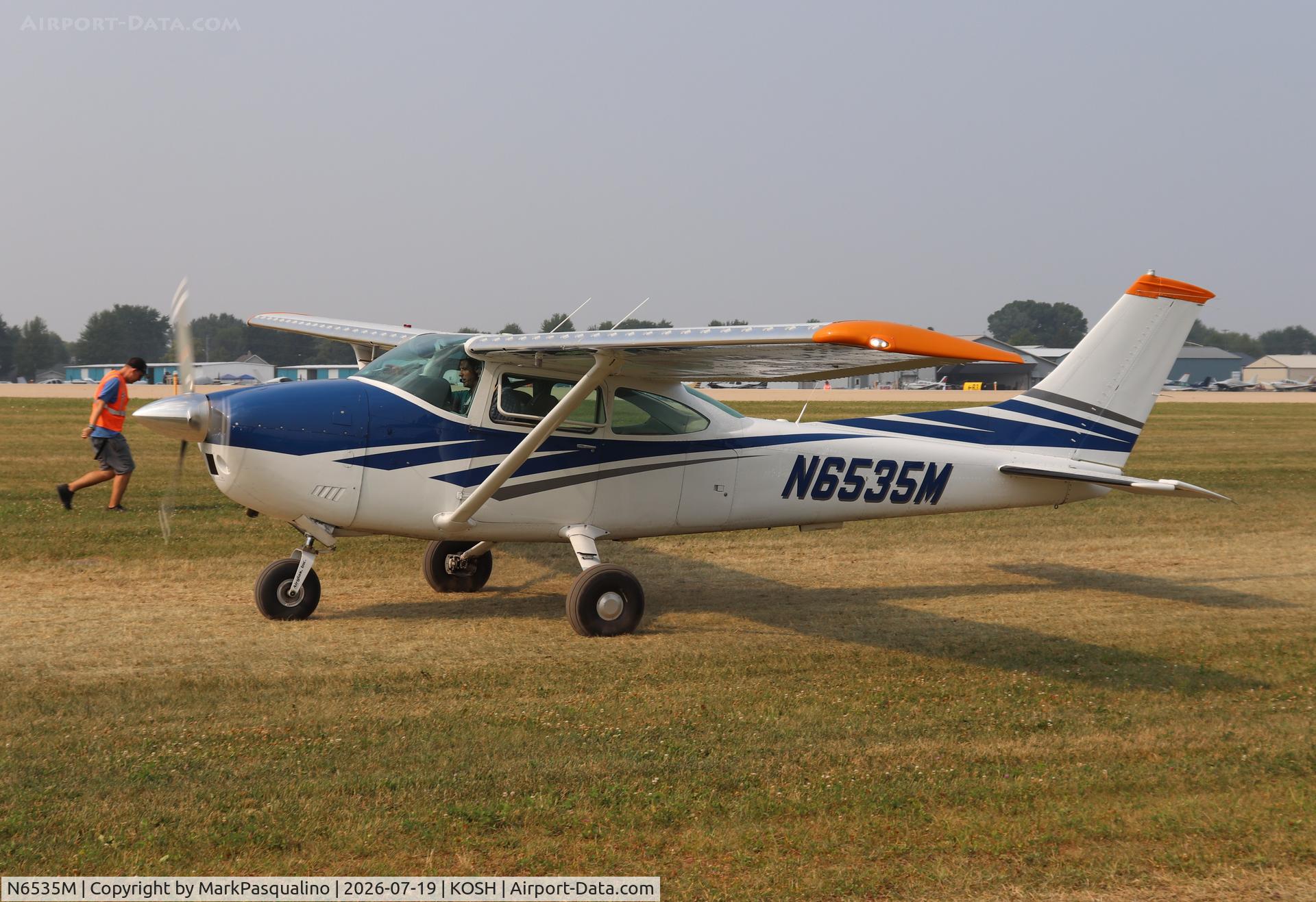 Aircraft N6535M, 1975 Cessna 182P Skylane, c/n 18263744, Cessna 182P, at KOSH, photo by MarkPasqualino