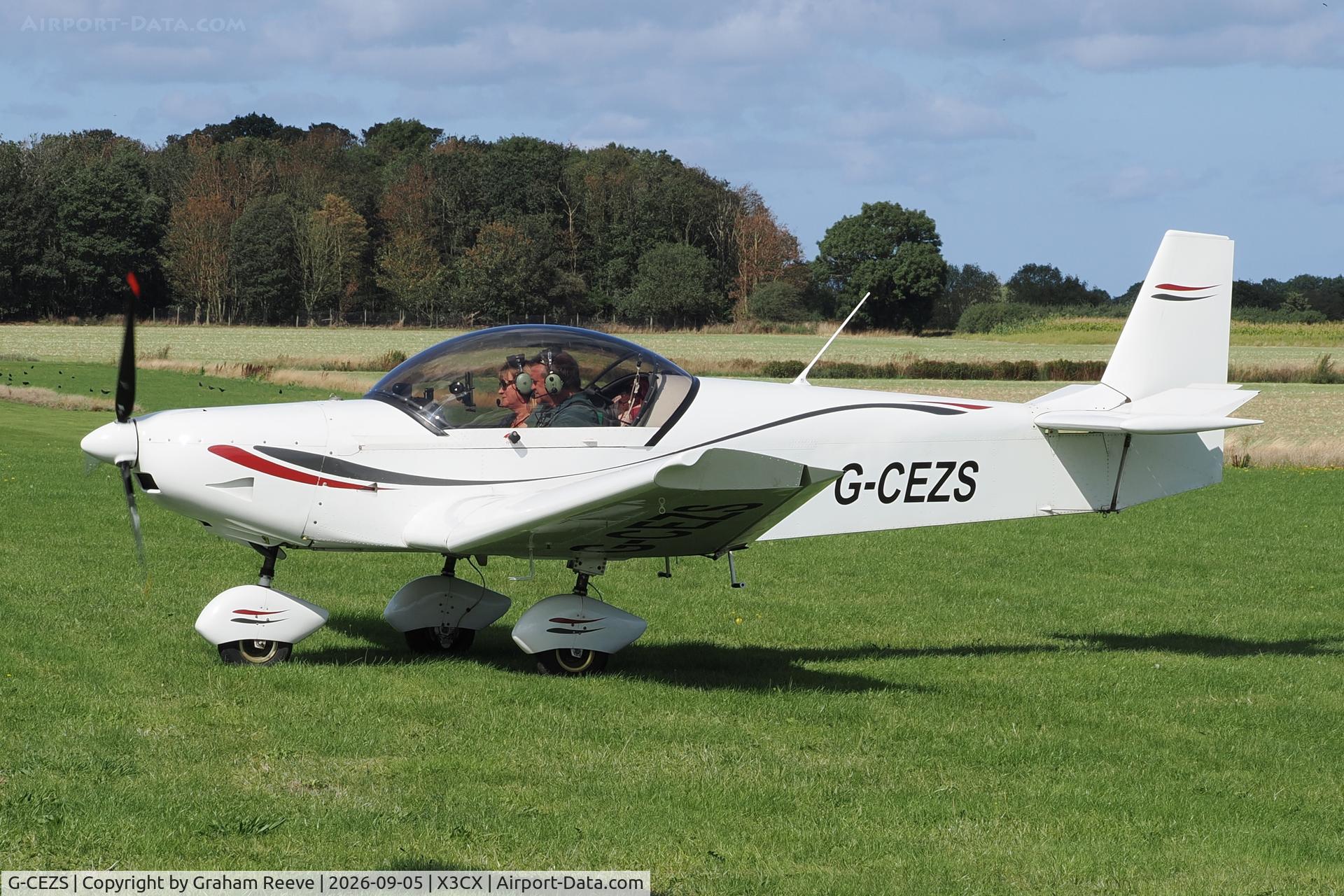 Aircraft G-CEZS, 2008 Zenair CH-601 HDS Zodiac, c/n PFA162-14030, Just landed at Northrepps., at X3CX, photo by Graham Reeve