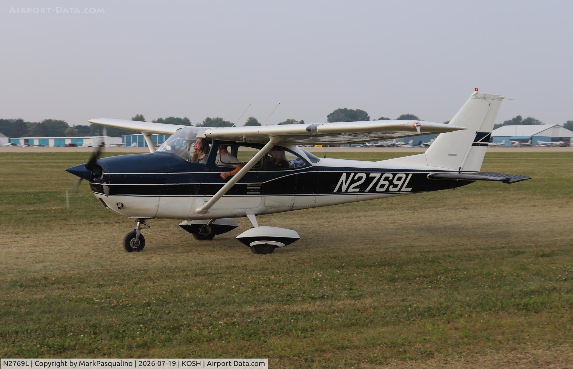 Aircraft N2769L, 1967 Cessna 172H, c/n 17255969, Cessna 172H, at KOSH, photo by MarkPasqualino