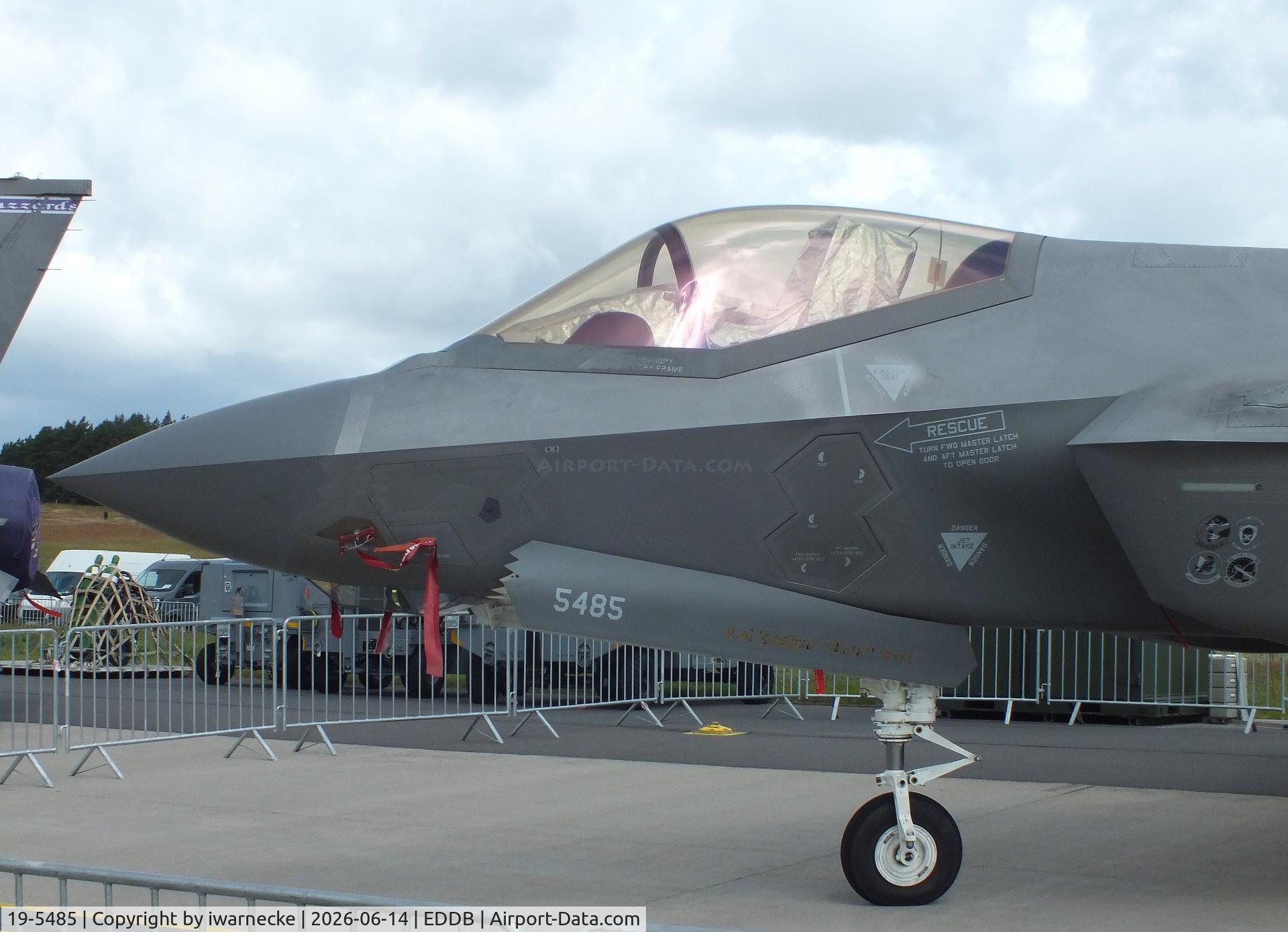 Aircraft 19-5485, Lockheed Martin F-35A Lightning II, c/n AF-313, Lockheed Martin F-35A Lightning II of the USAF at ILA 2026, Berlin, at EDDB, photo by iwarnecke