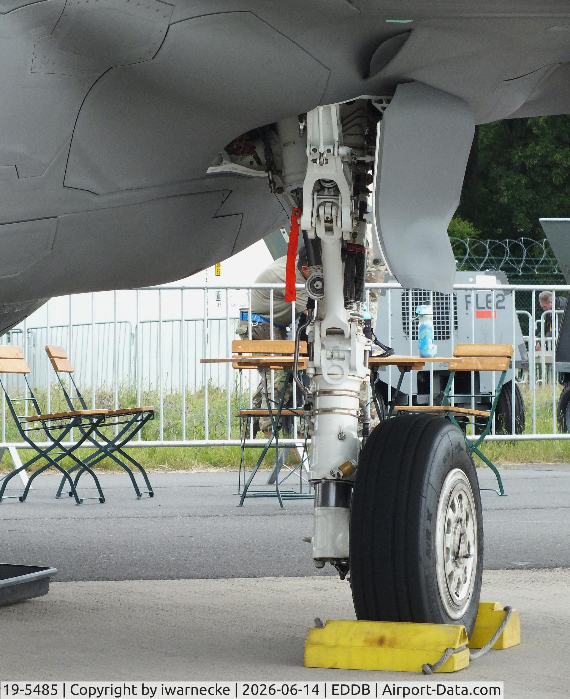Aircraft 19-5485, Lockheed Martin F-35A Lightning II, c/n AF-313, Lockheed Martin F-35A Lightning II of the USAF at ILA 2026, Berlin, at EDDB, photo by iwarnecke