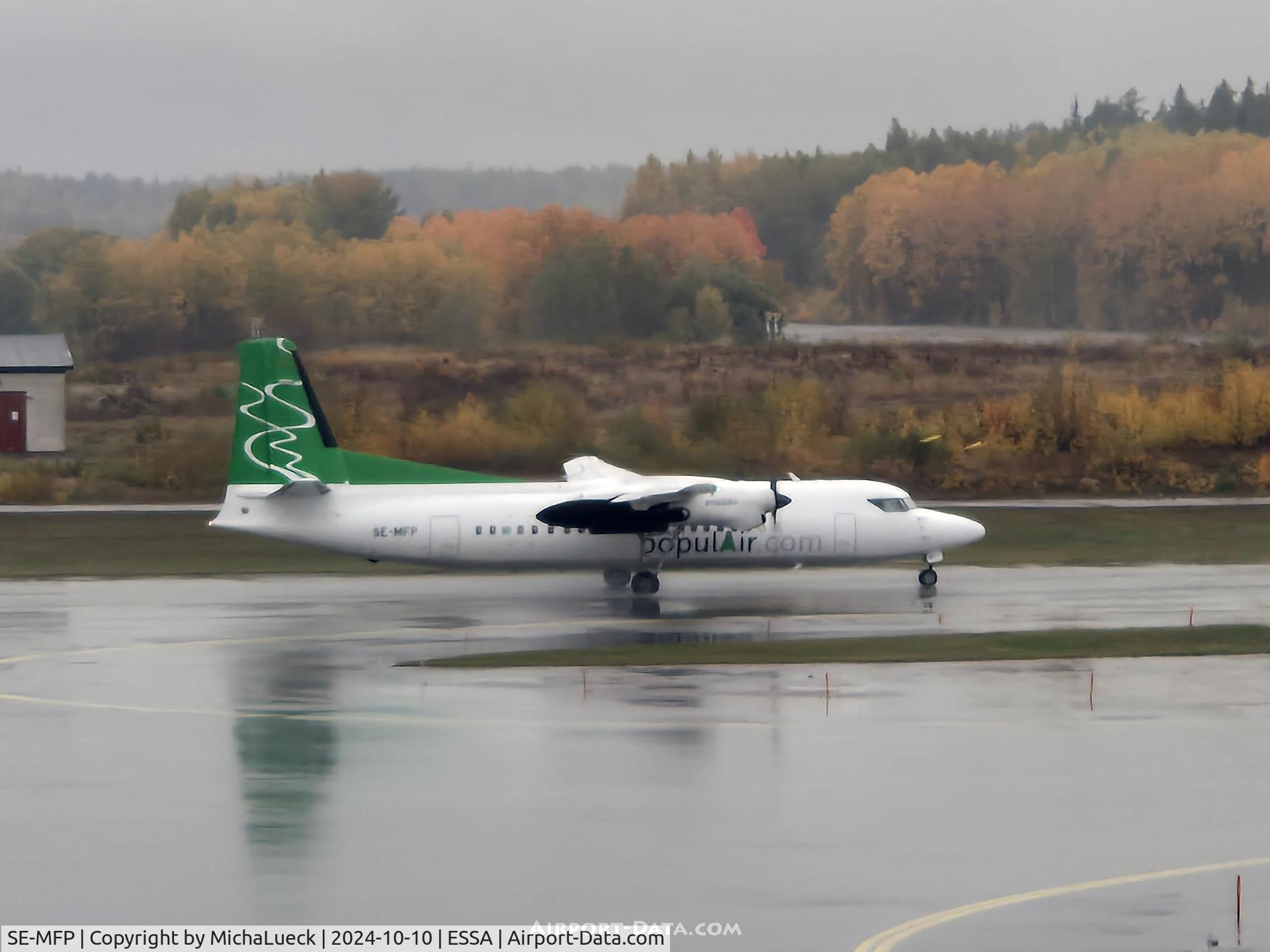 Aircraft SE-MFP, 1987 Fokker 50, c/n 20105, A rainy day at Arlanda, at ESSA, photo by MichaLueck