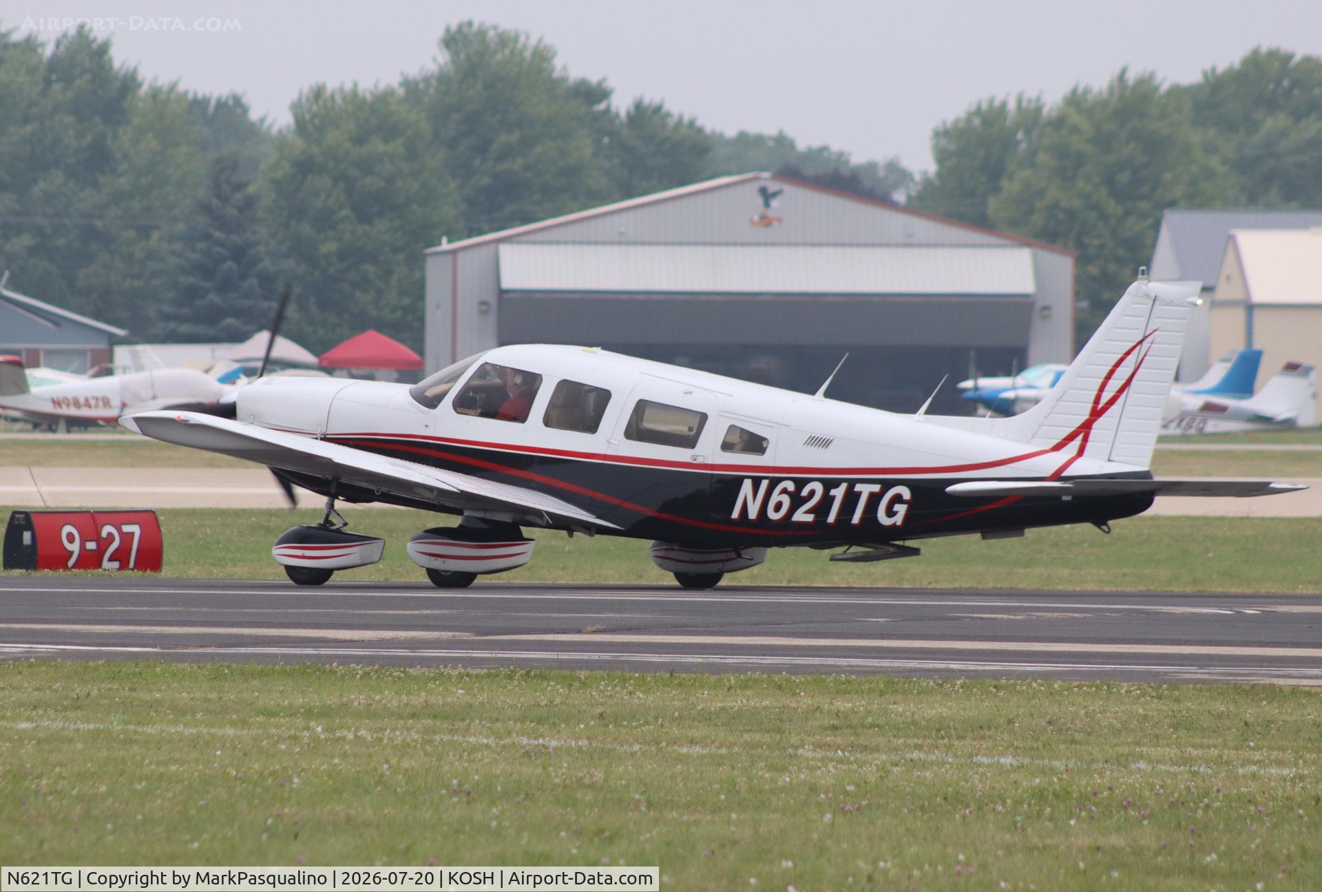 Aircraft N621TG, 1979 Piper PA-32-300 Cherokee Six, c/n 32-7940056, Piper PA-32-300, at KOSH, photo by MarkPasqualino