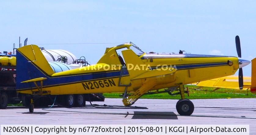 Aircraft N2065N, 1947 Cessna 140, c/n 12301, On the ramp, at KGGI, photo by n6772foxtrot
