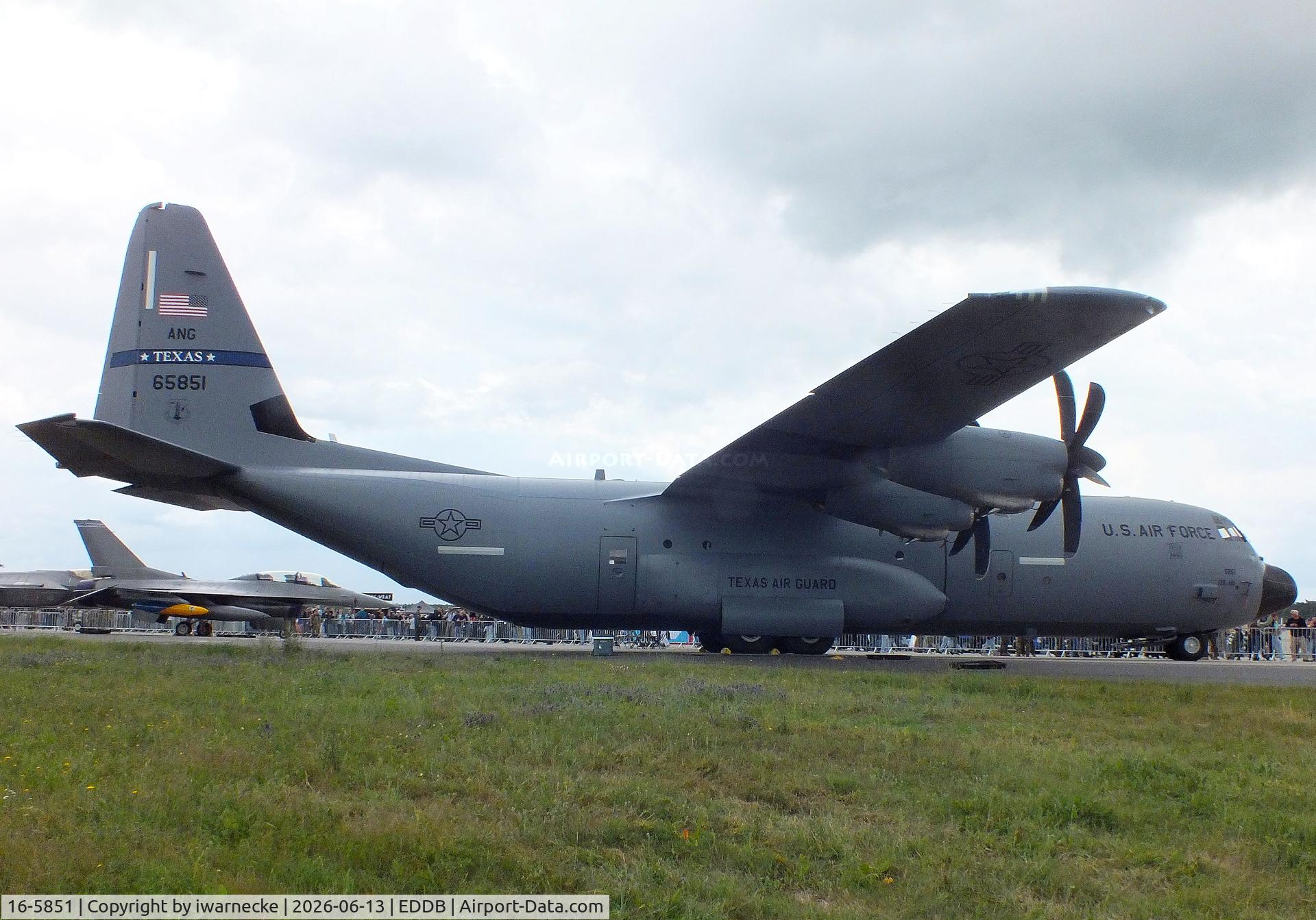 Aircraft 16-5851, 2017 Lockheed C-130J-30, c/n 382-5851, Lockheed C-130J-30 Super Hercules of the USAF TX ANG at ILA 2026,Berlin, at EDDB, photo by iwarnecke